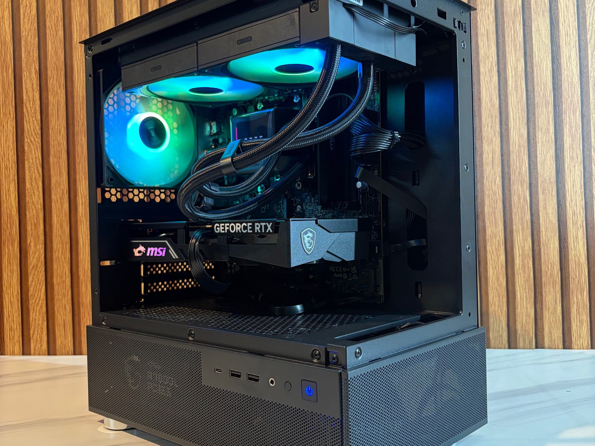 RTX 5060 | RYZEN 5 7500X3D | 16GB DDR5 | 240MM AIO | 500GB SSD | 750W | Windows 11 PRO