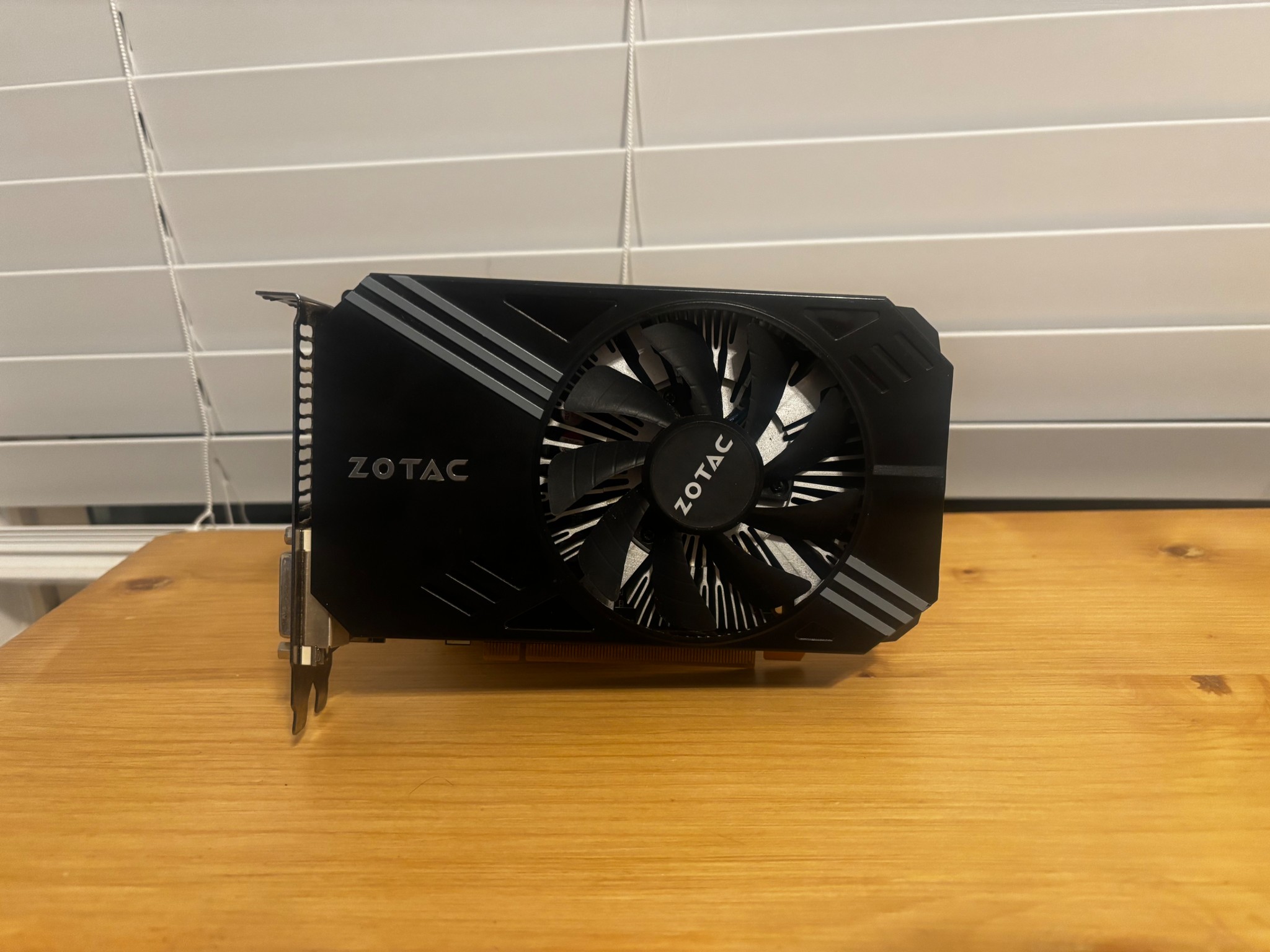 GTX 1060 3GB and GTX 950 2GB