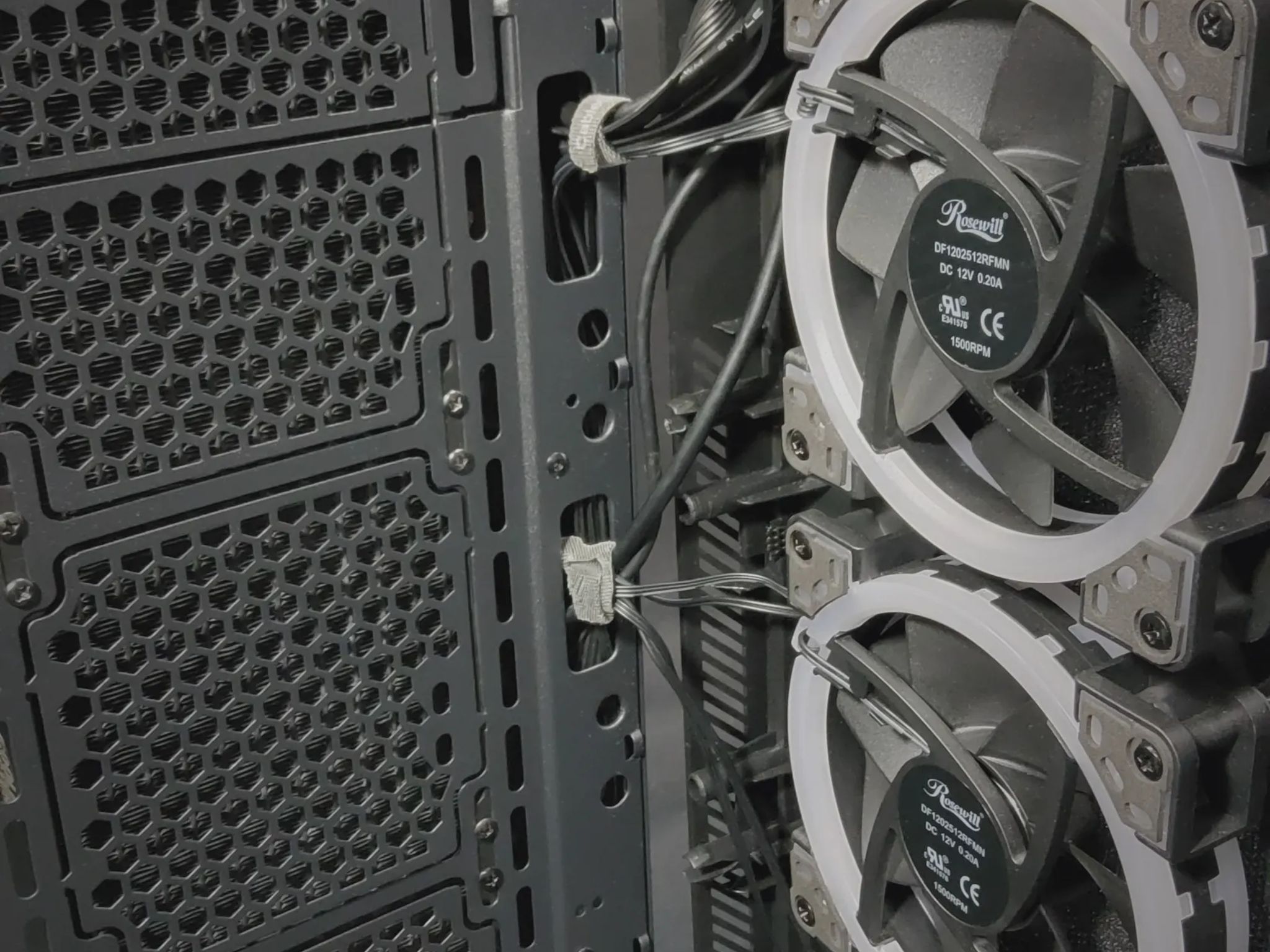 Intel i9 10900k Liquid Cooled-Gigabyte RX 6700XT