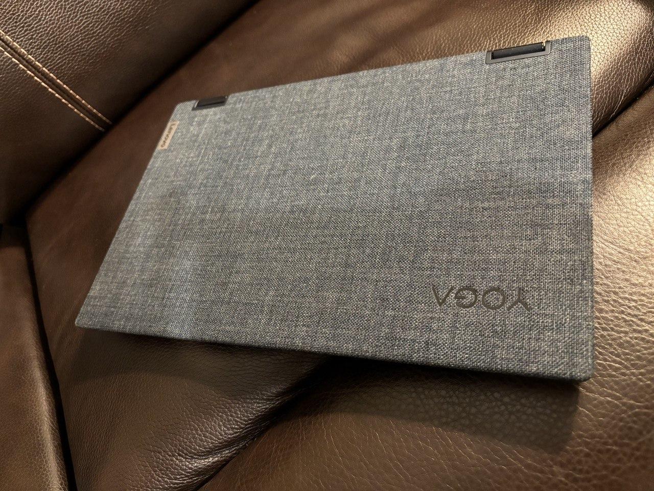Lenovo Yoga 2-in-1 Laptop Ryzen 5 4500U 8GB RAM 256GB Storage