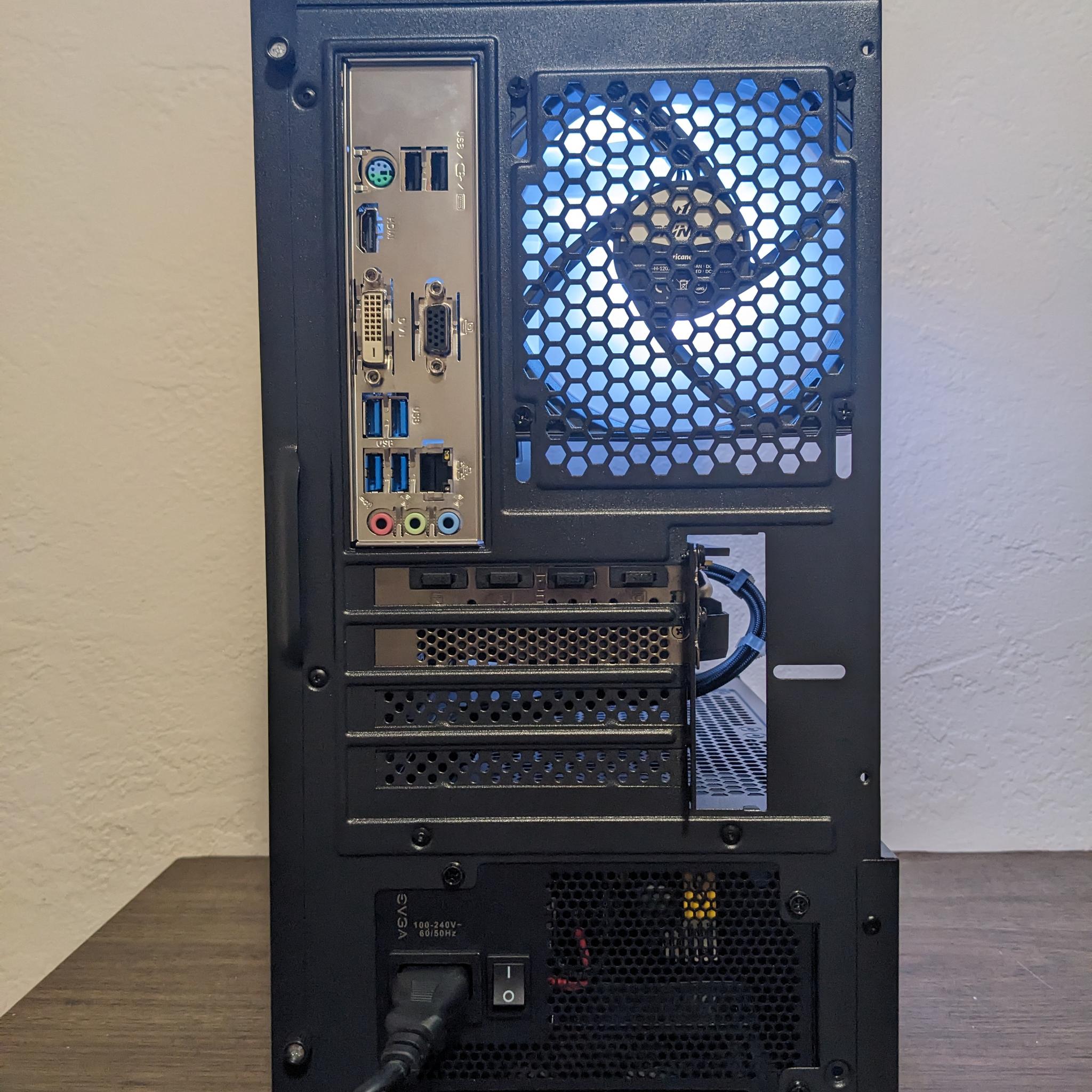 Rtx-4060 ryzen 5-5600x 32gbs ram