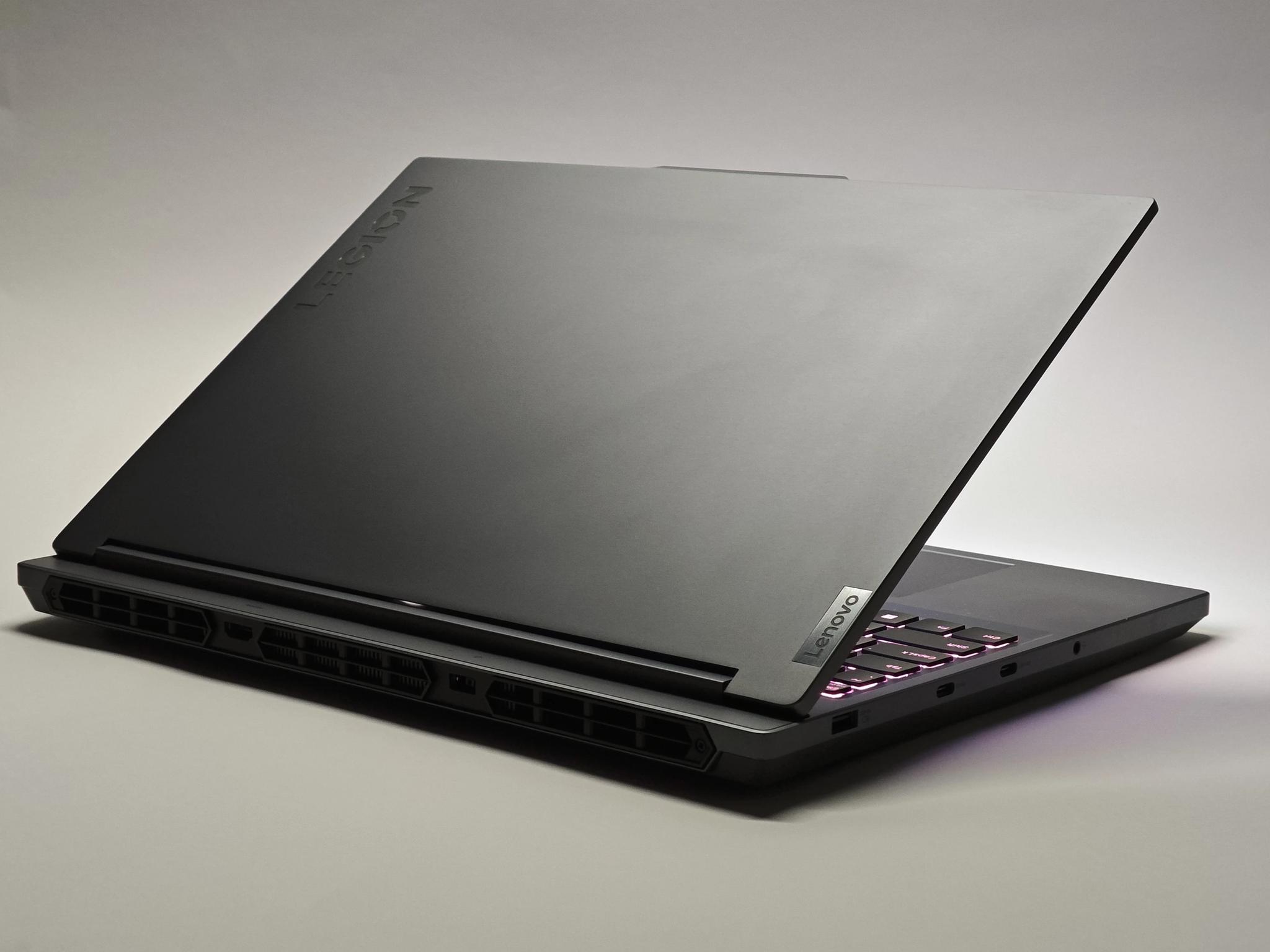 Legion 5i 16" 2024, i7 14650HX, RTX4050, 32GB RAM, 2.5TB SSD, 2560x1600 165Hz, Condition: Excellent