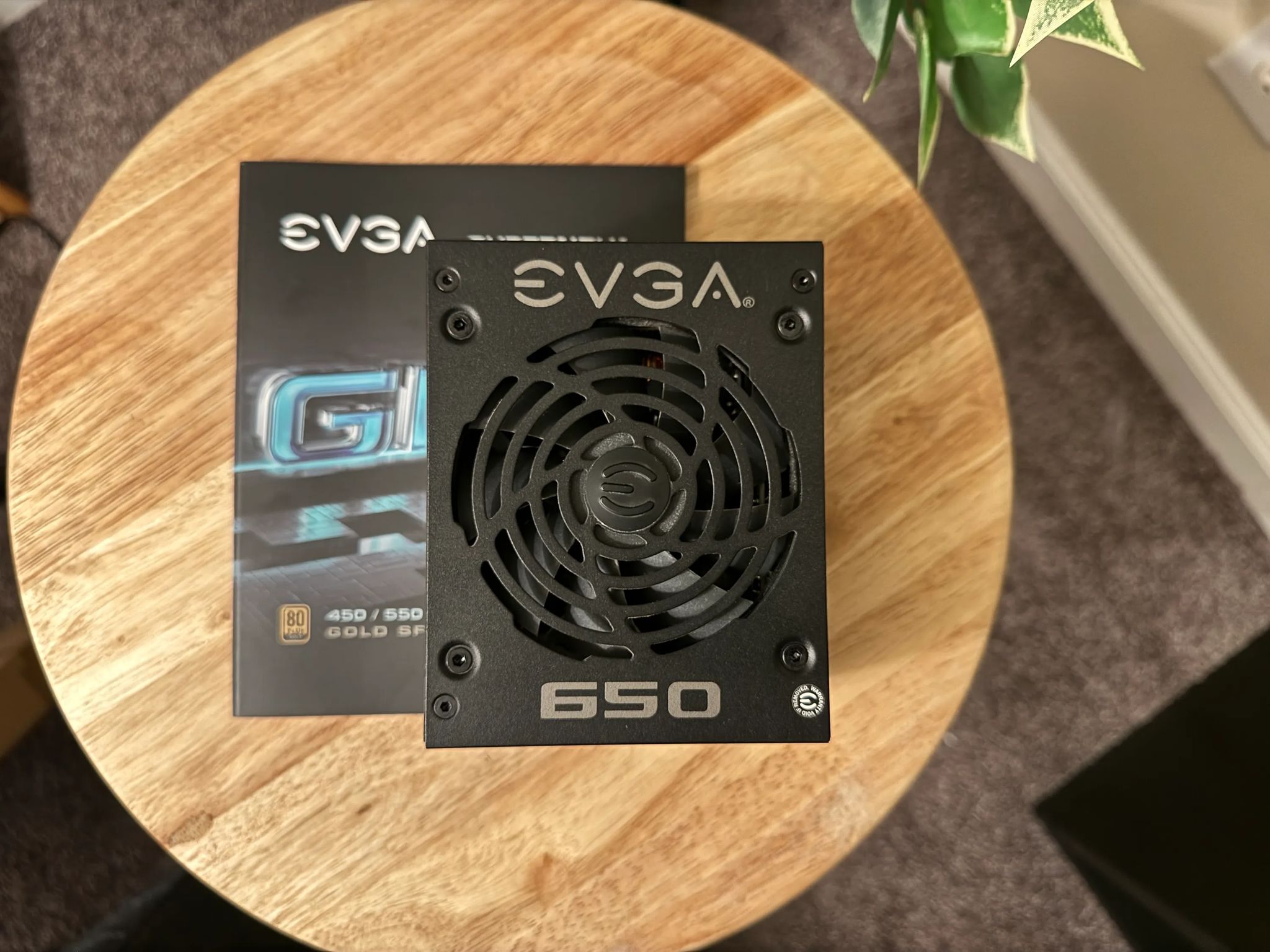EVGA SFX SuperNOVA 650 GM, 80 Plus Gold 650W