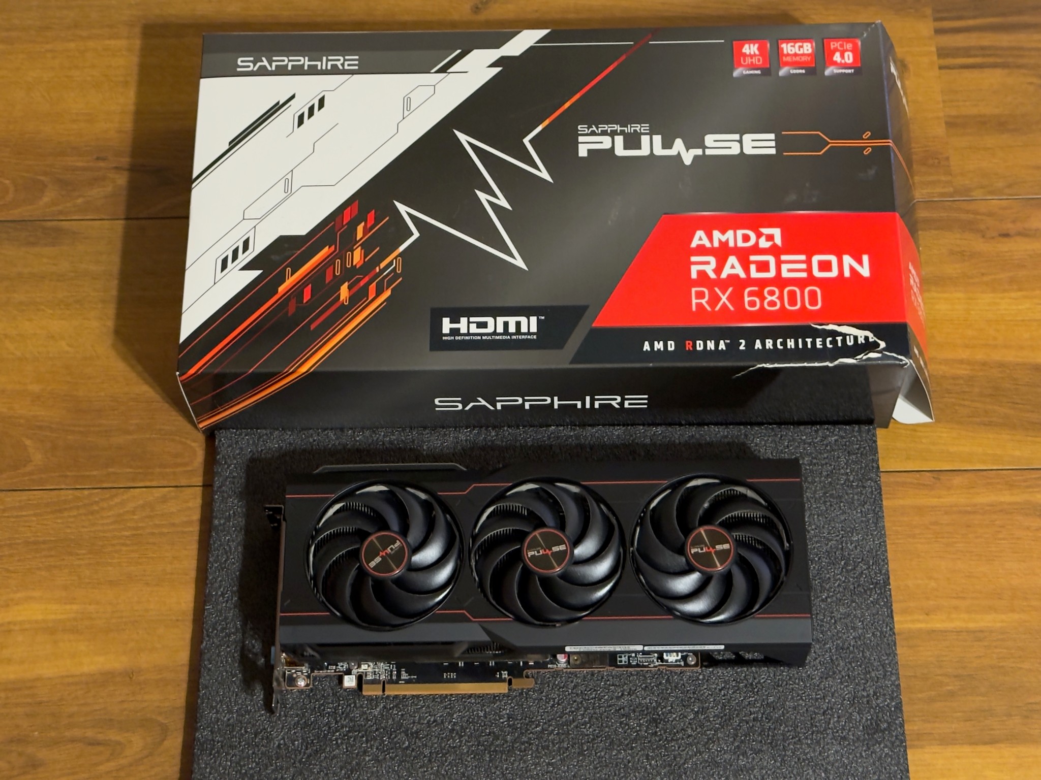 SAPPHIRE PULSE Radeon RX 6800