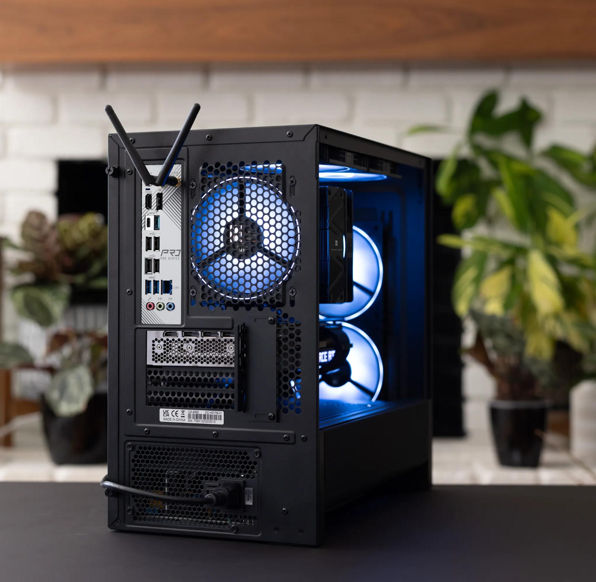 RTX 3090 24GB, Ryzen 5 9600X, 32GB DDR5 6000, 2TB NVME, WiFi, Gaming PC