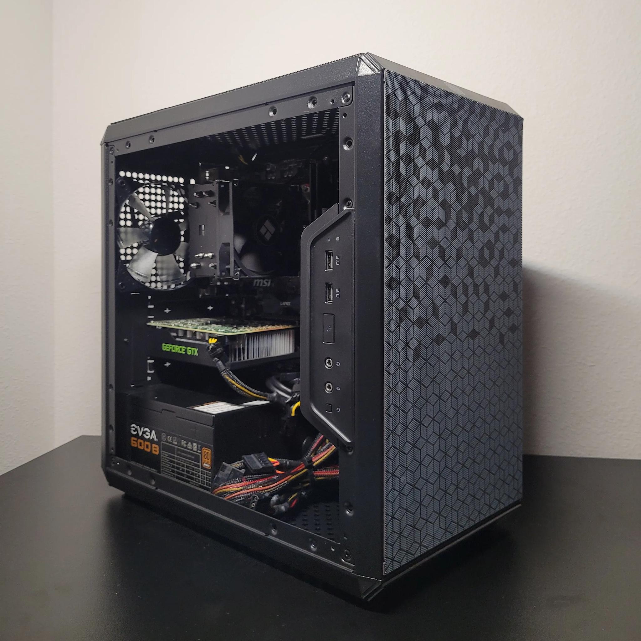Smokey Starter // 1TB NVME // GTX 1660S // Ryzen 5 2600 // 16GB