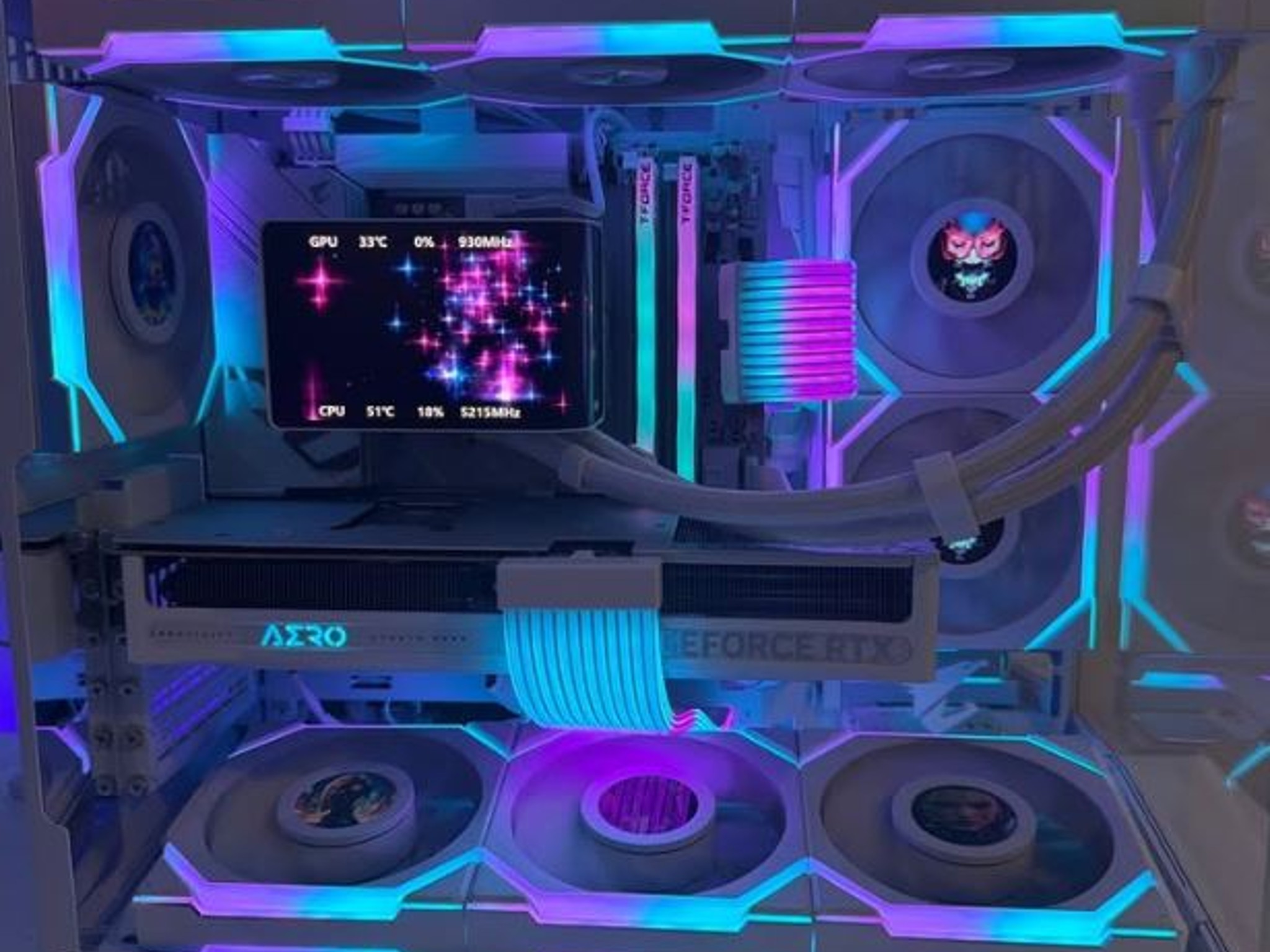 Gaming PC Nvidia RTX 5080, Ryzen 7 9800X3D, Lian Li 011 Mini V2 White, LCD Fans, 3D AIO, 2TB Gen5