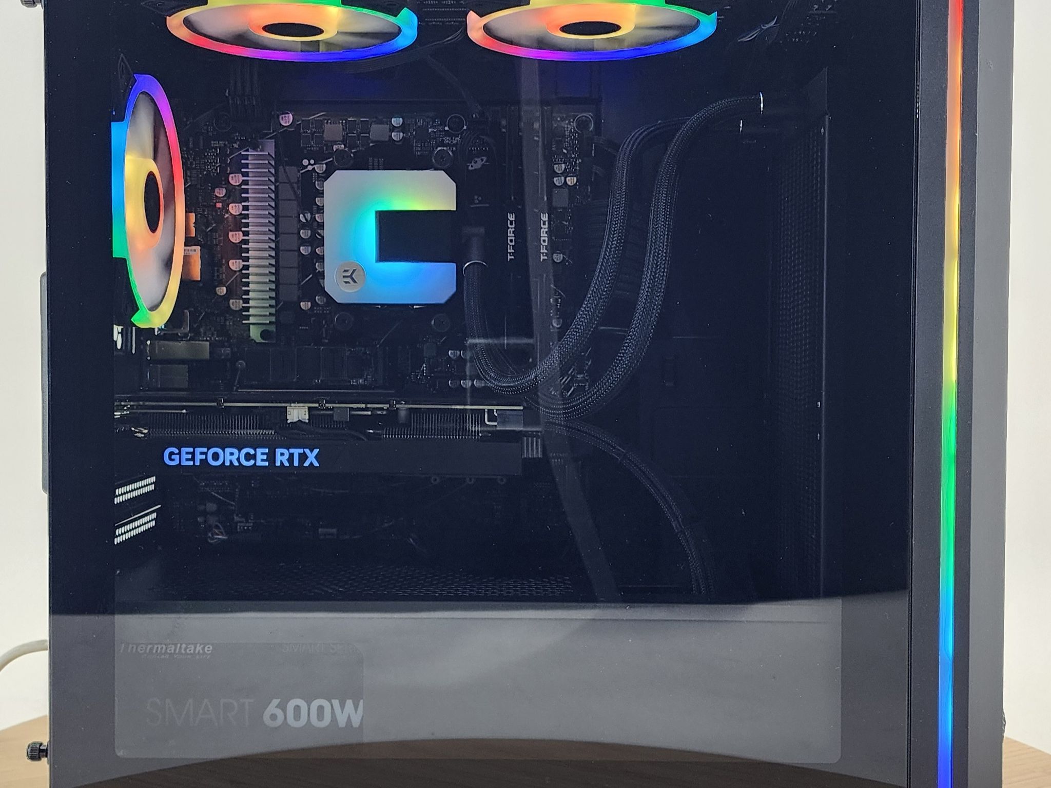 Gaming PC Ryzen 5 8500G 16GB RAM 1TB SSD RTX 4060 Ti 8GB Windows 11 Computer