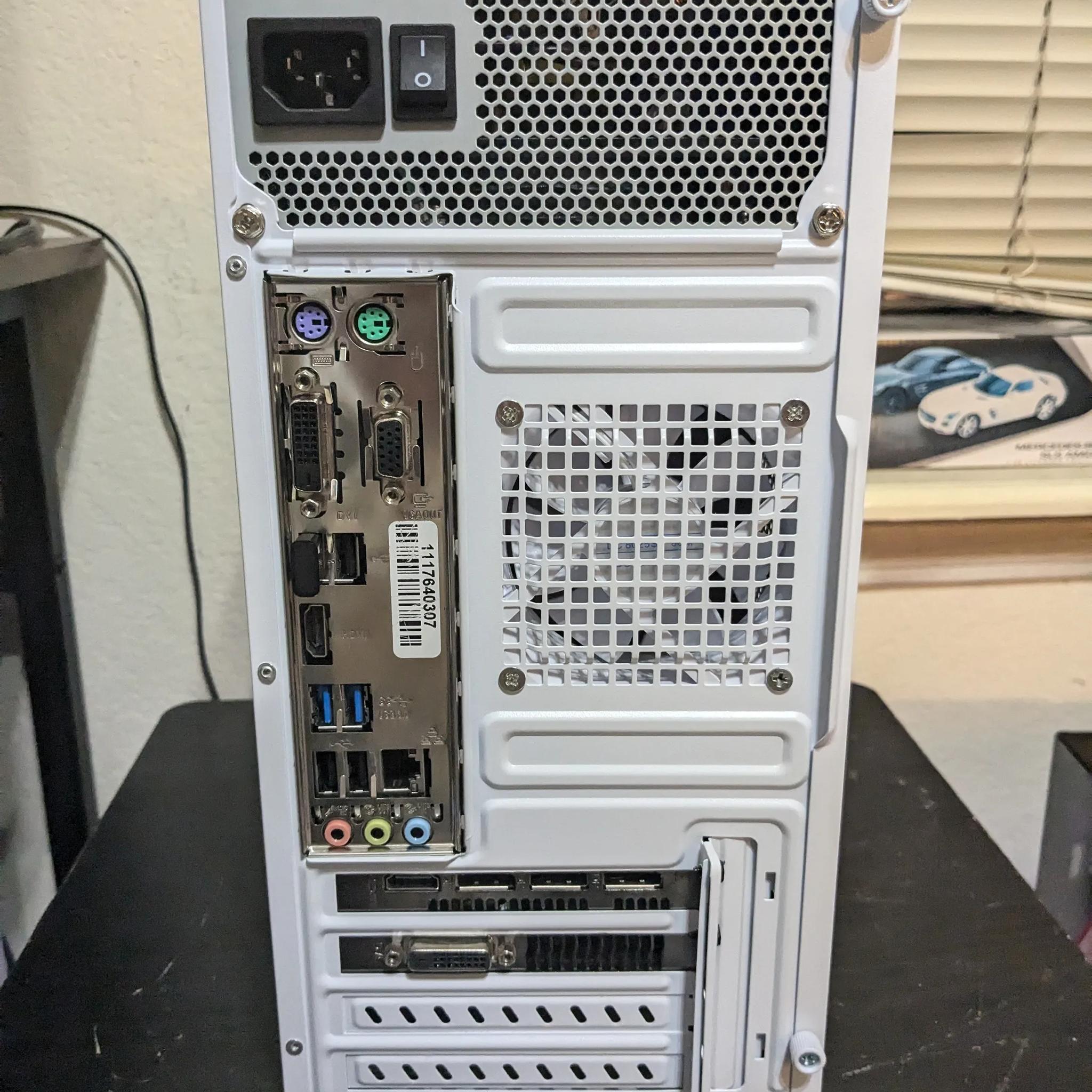 Simple and Small - i5-6500, RX 570 8GB, 16GB RAM, 480GB SSD, Win10