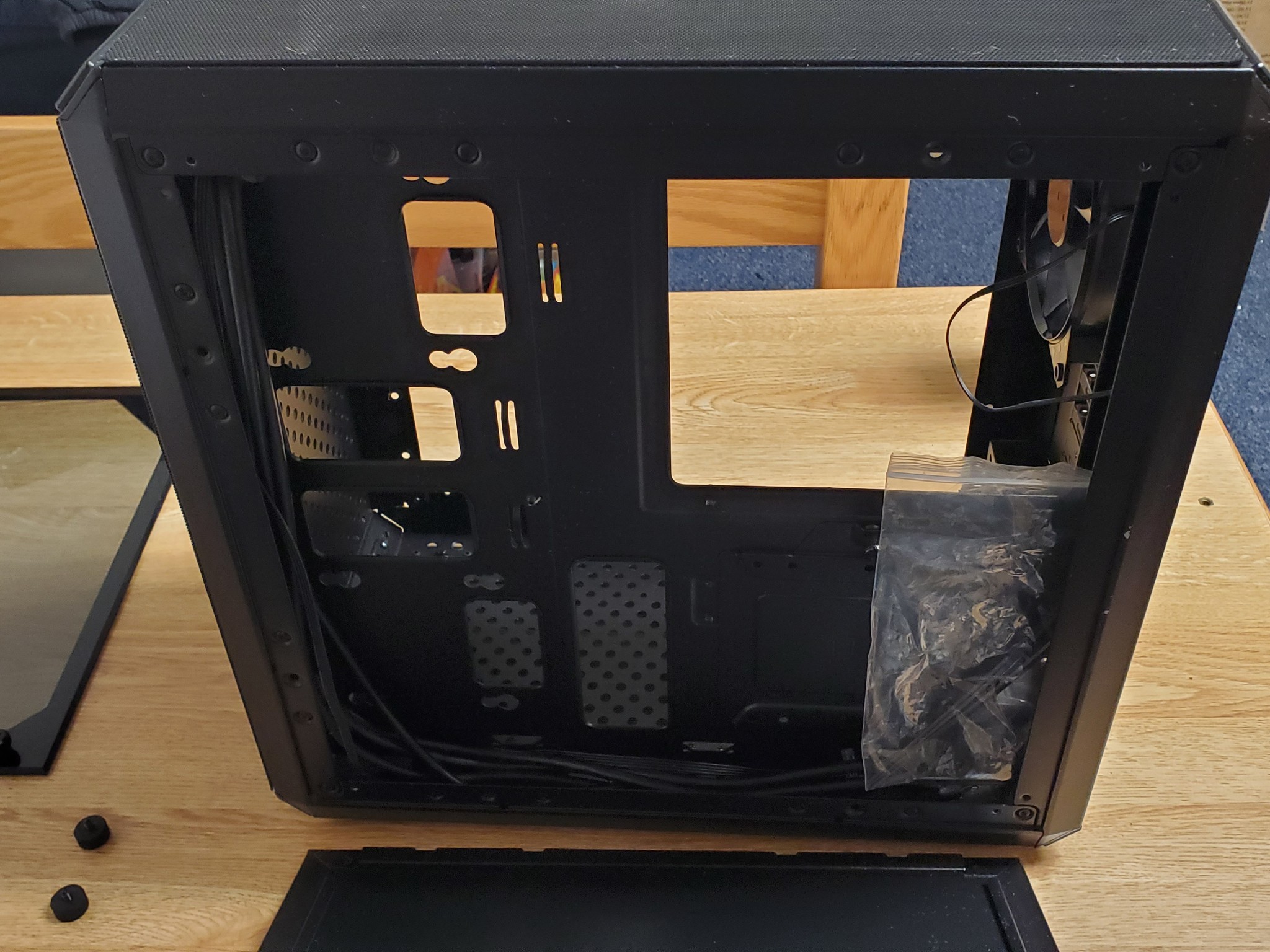 Cooler Master MasterBox Q300L V2