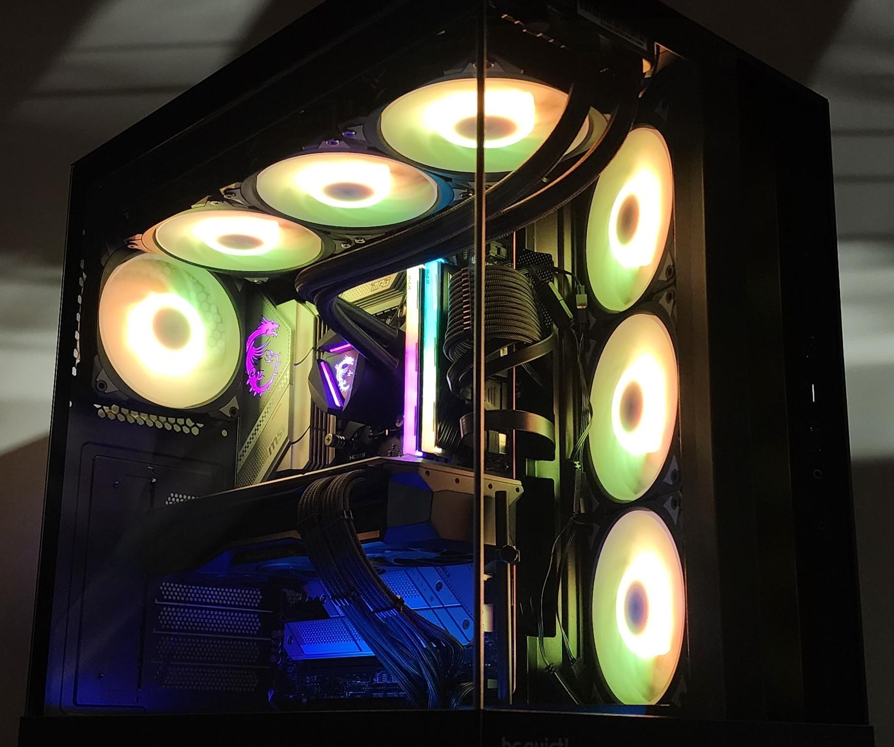 Gaming PC i7-12700KF 32GB RAM 2TB SSD RX 7900 XT 20GB Windows 11 Computer