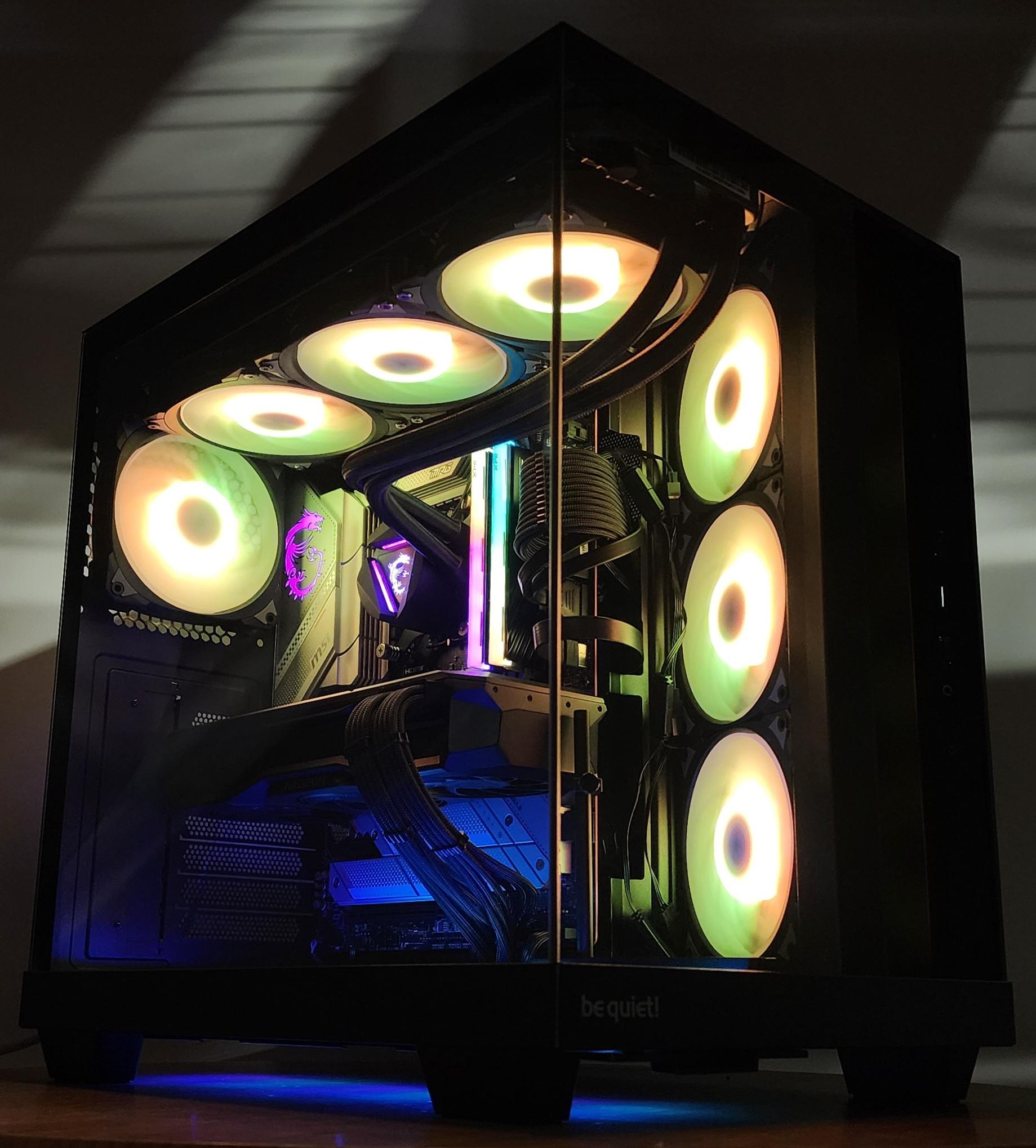 Gaming PC i7-12700KF 32GB RAM 2TB SSD RX 7900 XT 20GB Windows 11 Computer