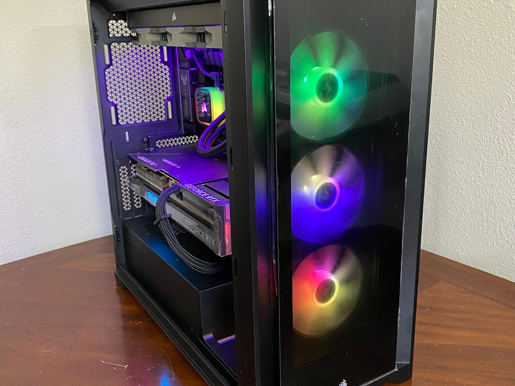 Black Opal III Ryzen 7 7700X RTX 4080 32GB DDR5 6000 CL 30 2TB NVME