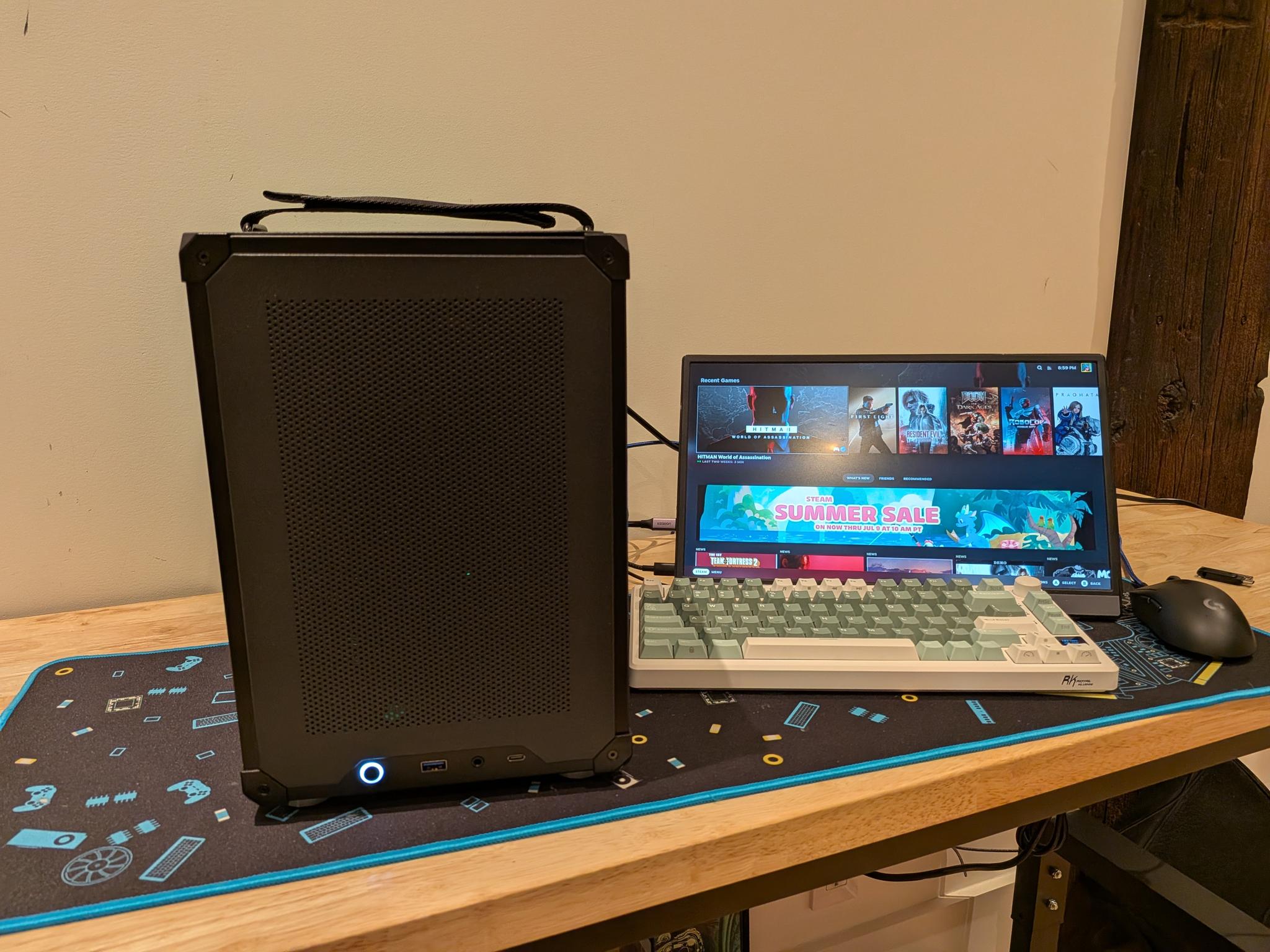 Steam Machine King - RX 9060 XT 16GB, Ryzen 5 5600, 32 GB DDR4 RAM, 2 TB Gen 4 NVME