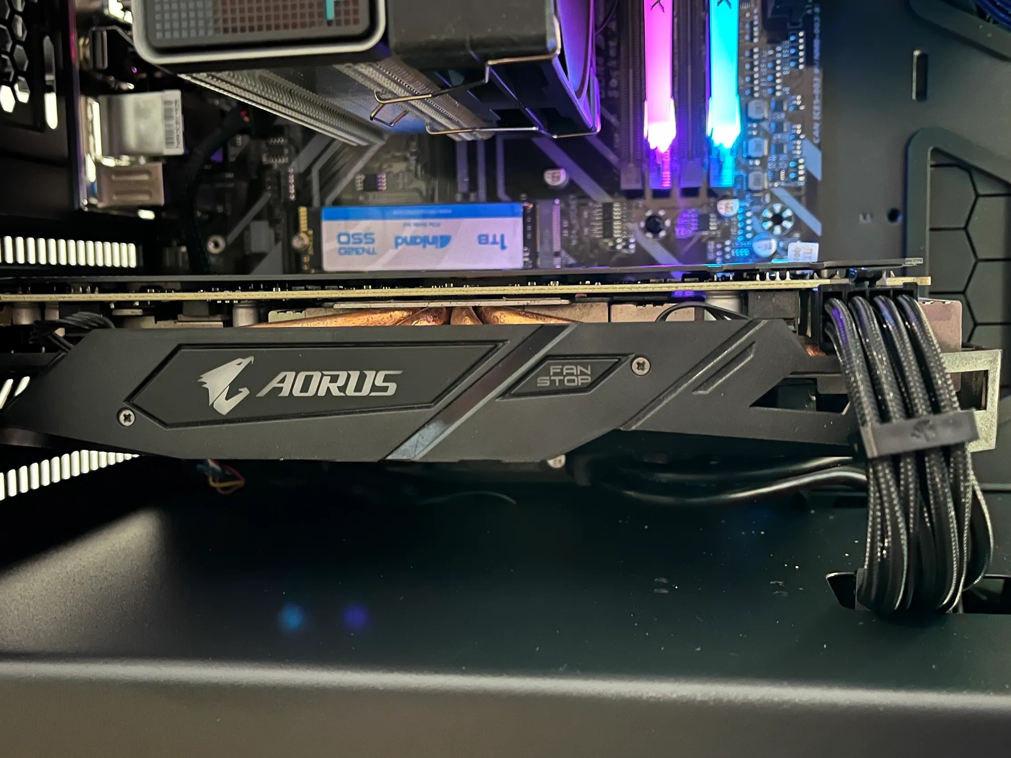 BUDGET 1080P GAMING BEAST! || Ryzen 5 2600 || RX 580 || 16GB RAM || 1 TB NVMe SSD