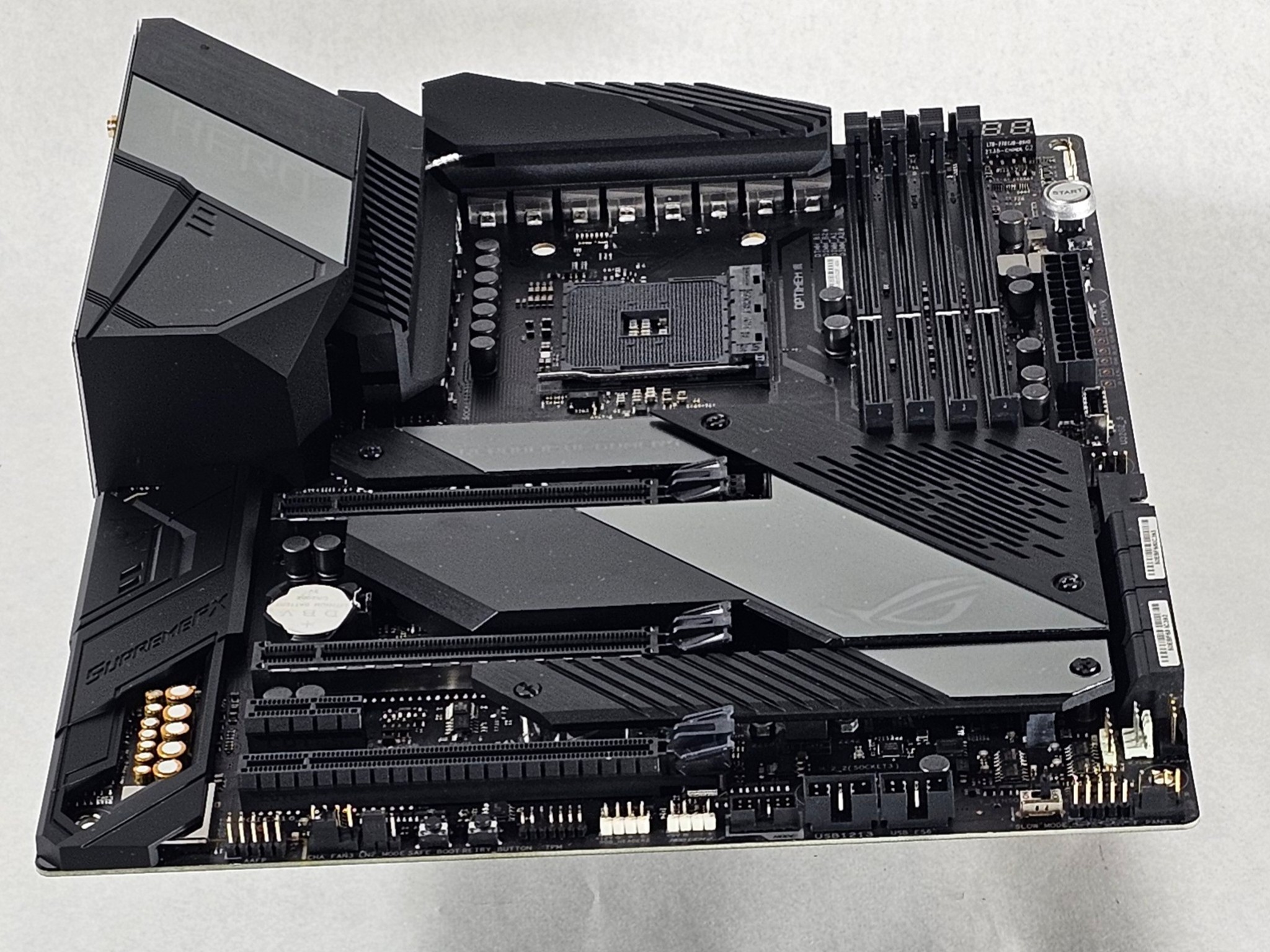 X570 ASUS ROG Crosshair VIII HERO WIFI DDR4 AMD AM4 ATX Motherboard