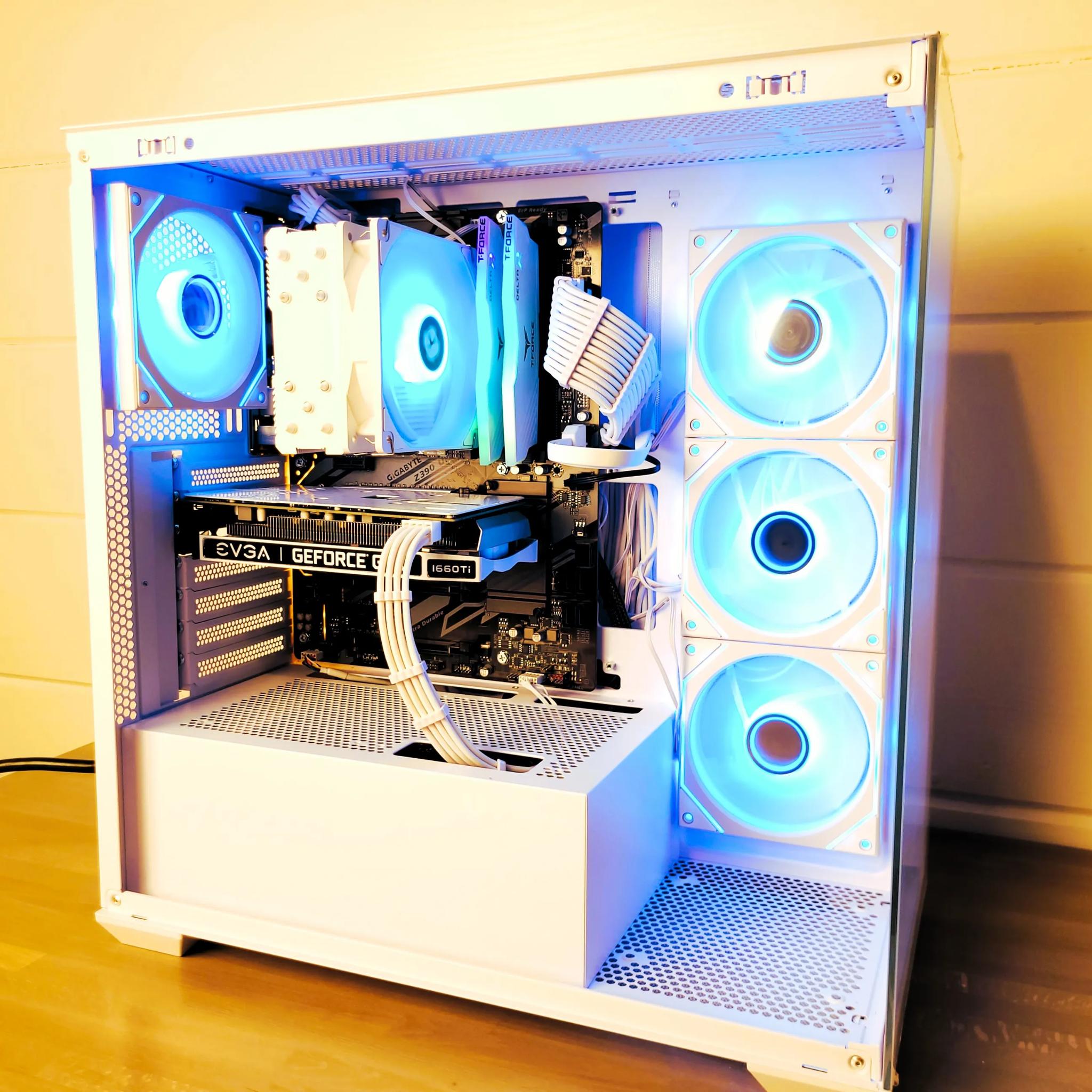 Christmas Sale! Budget Gaming White Fishtank Case | Next Day Shipping!