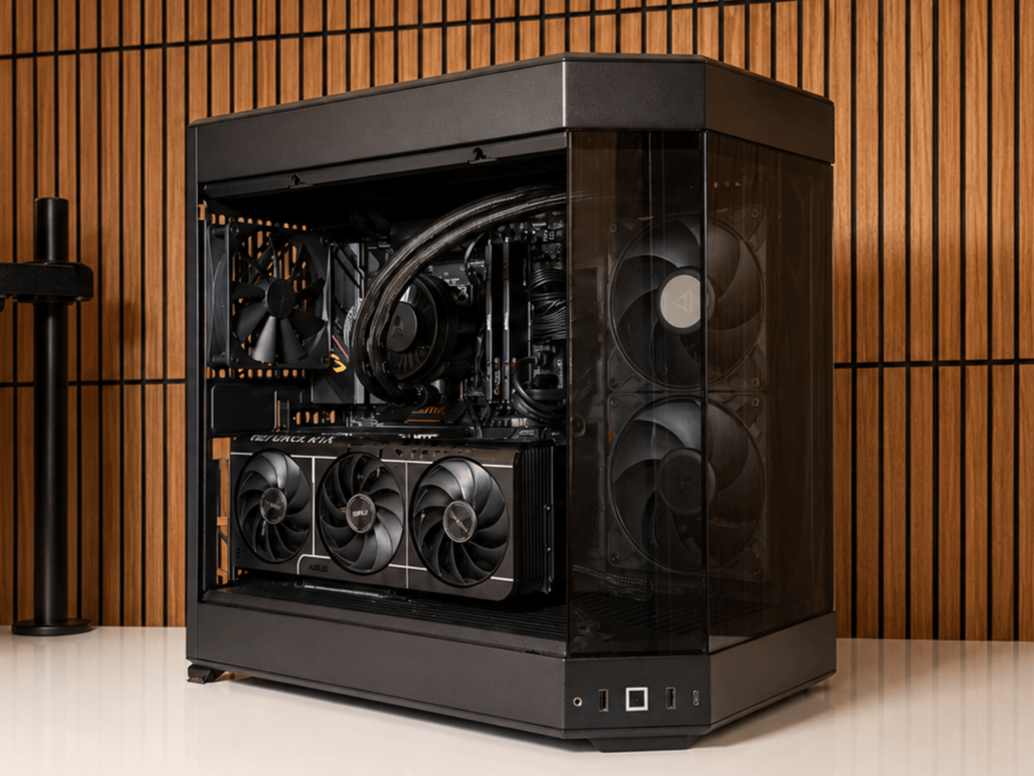 ALL Black V4 | RTX 5070| Ryzen 9 7900x | 32GB DDR5 | 1TB NVME | GOLD PSU | Windows 11 | WIFI