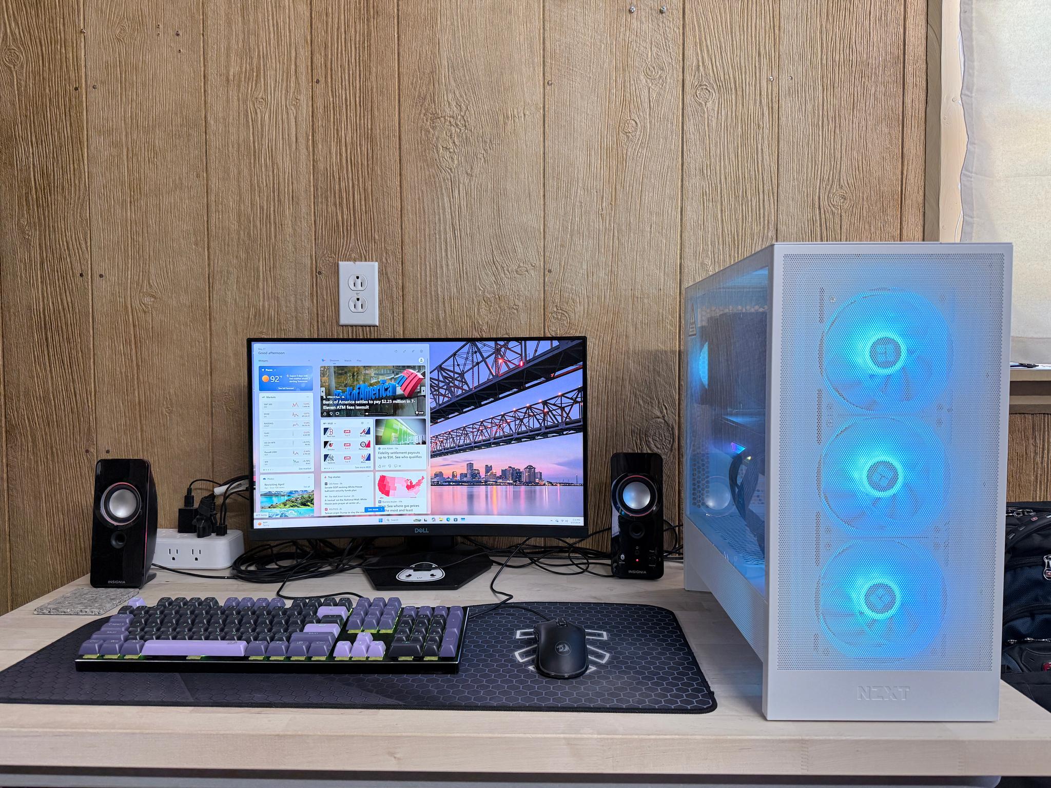 AMD Ryzen 7 7800X3D, 32GB 6000 MT/s, 1TB, RX 6800 XT 16GB - Beautiful Gaming PC!