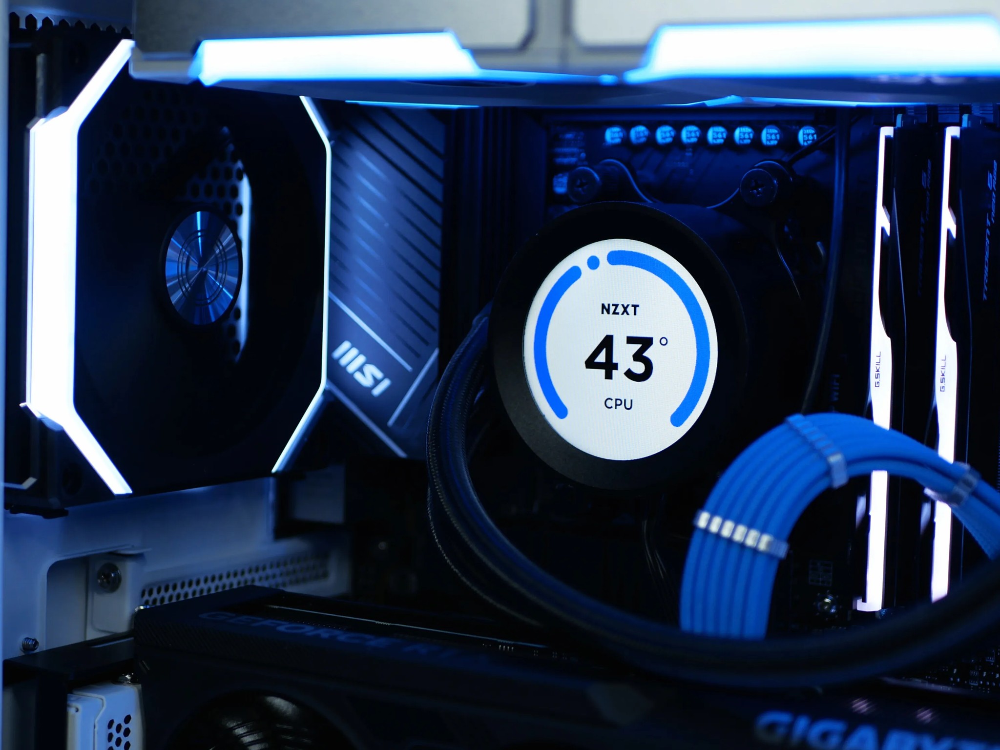 🔵Oreo Blizzard | Ryzen 7 7700, RTX 4070 Super, 2TB Nvme, 32gb DDR5 RGB