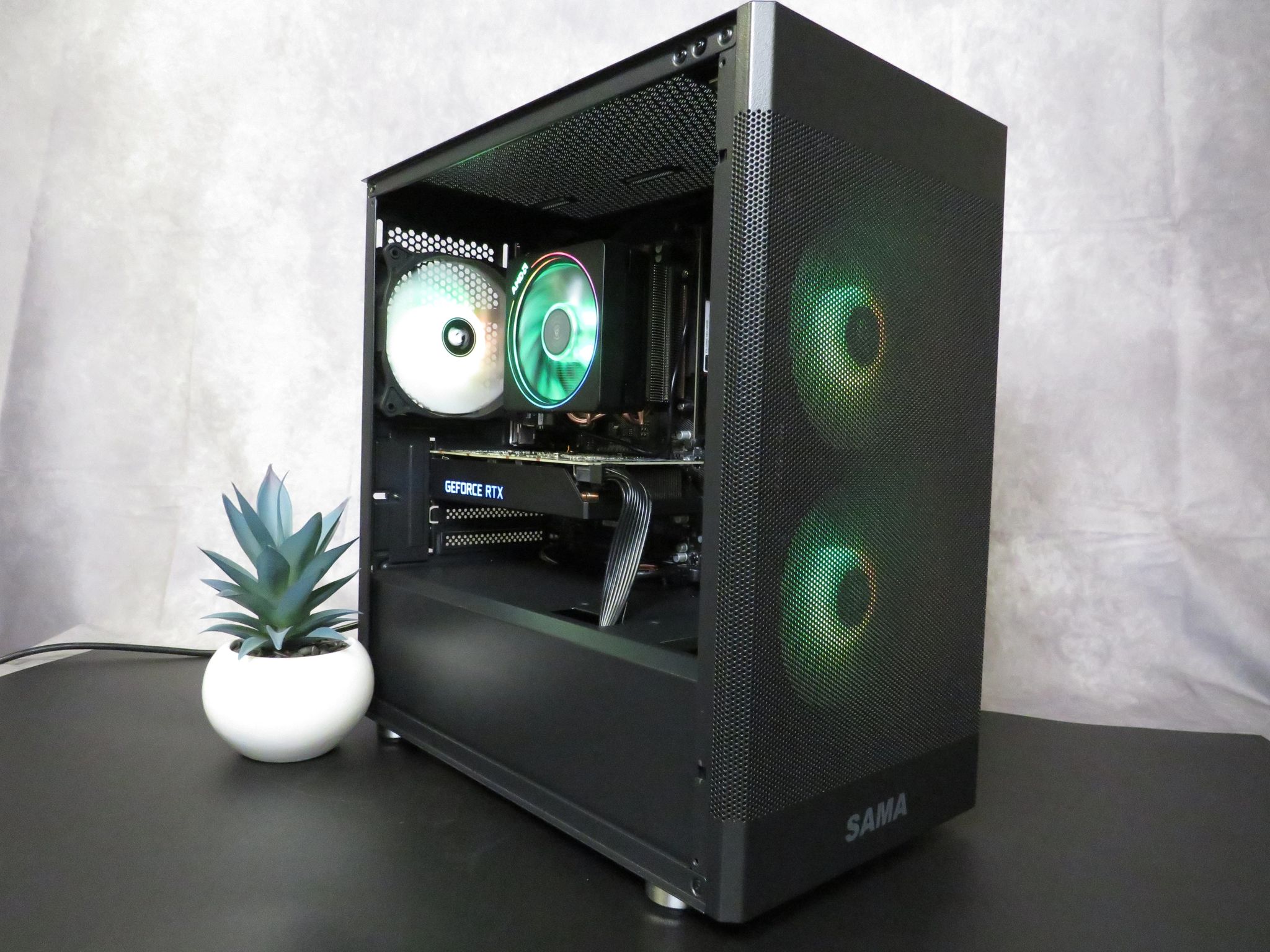 Mid Range MASTER! RTX 3060 12 GB + Ryzen 5 5500 + 16 GB DDR4 + 1 TB NVME