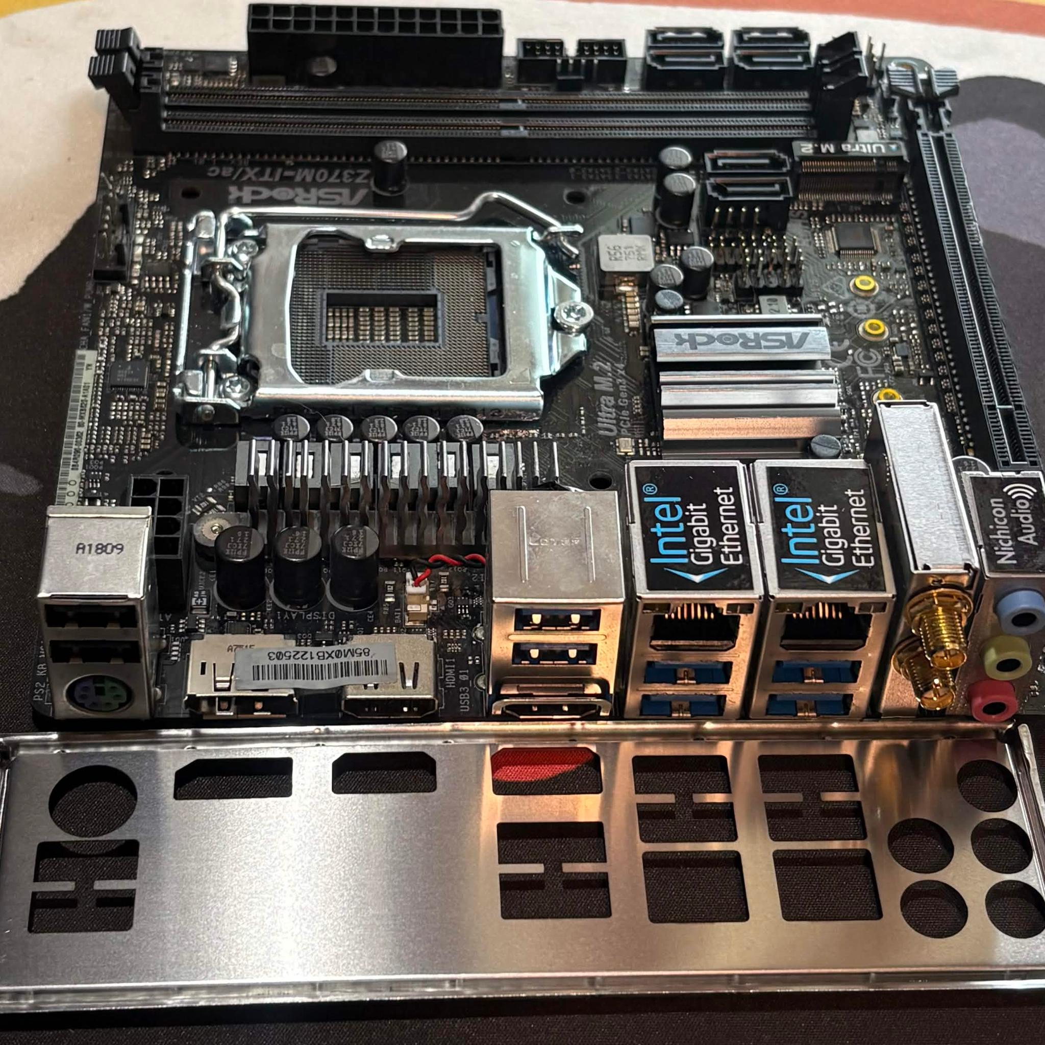 ASRock Z370M-ITX/ac Mini ITX LGA1151 Motherboard