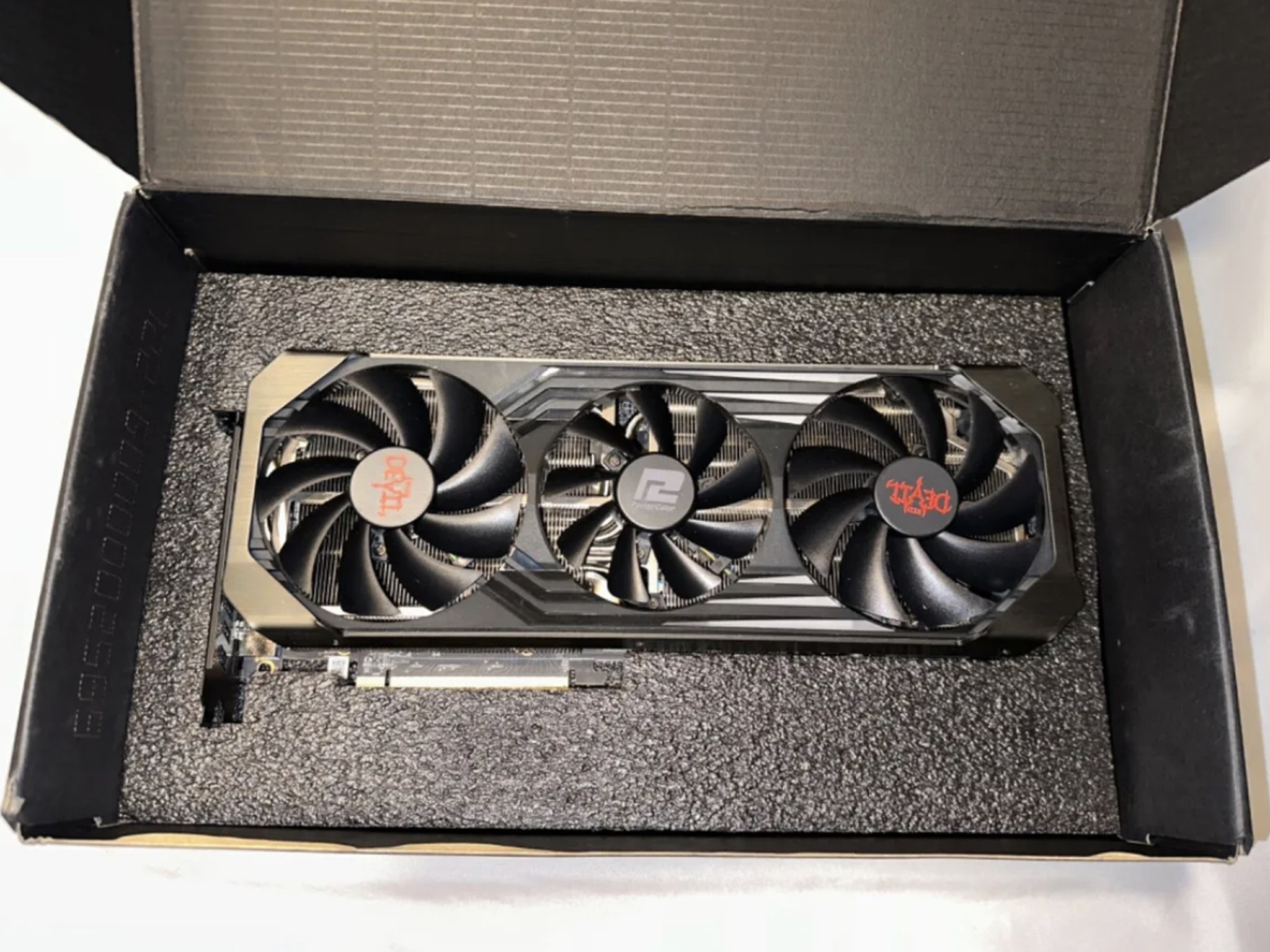 RX 6700XT 12GB Red Devil 3 fan card