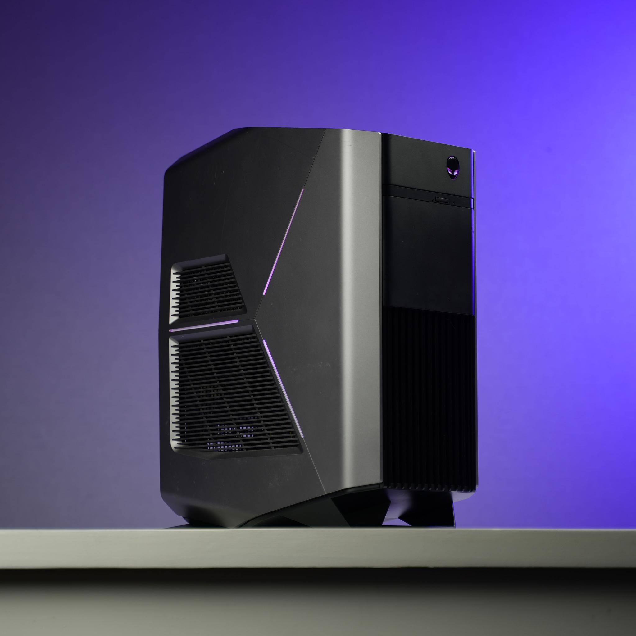 \ AF-02 / GTX 1070 Intel Core i7 6700 16GB .5TB Windows 11 Gaming PC Powerhouse