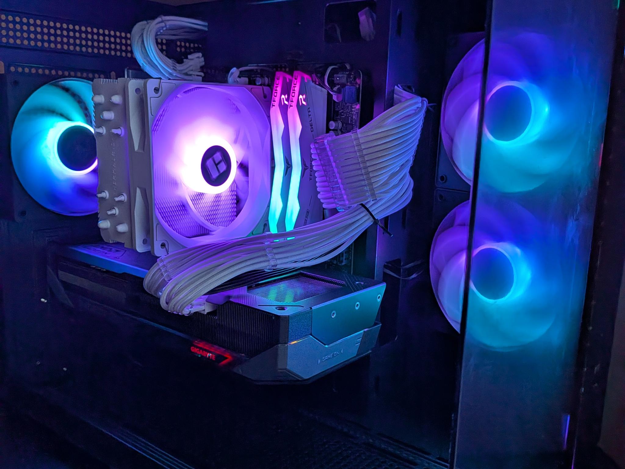 Ryzen 5 7600 | Rx 9070 XT | 16GB DDR5 | 1TB NVMe | 750W