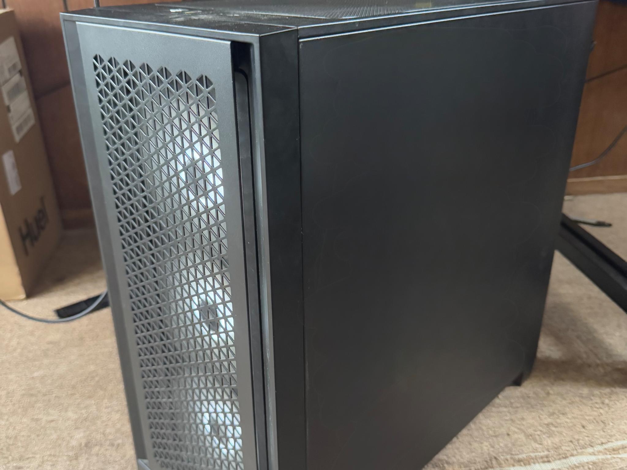 High/Ultra settings 1440p gaming PC Ryzen 7, RX 7800xt