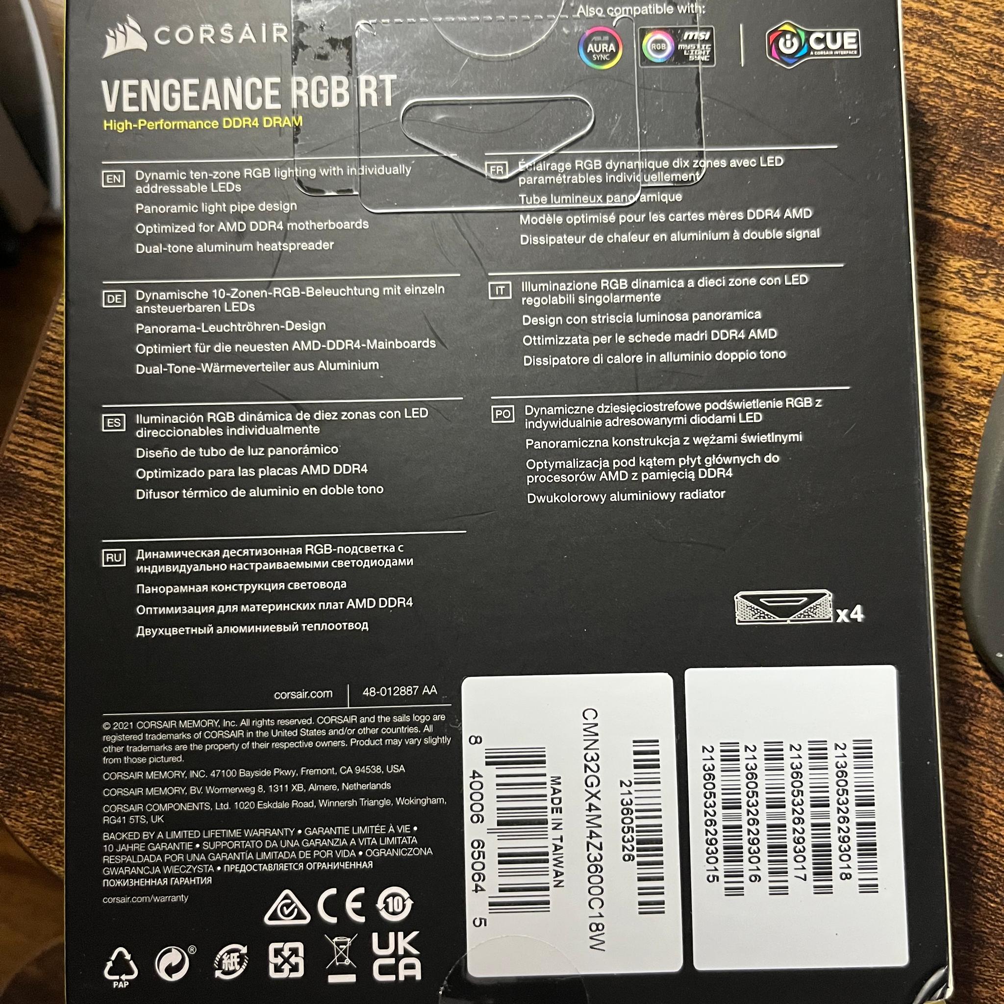 VENGEANCE RGB RT 32GB (4 x 8GB) DDR4 DRAM 3600MHz C18 Memory Kit – White
