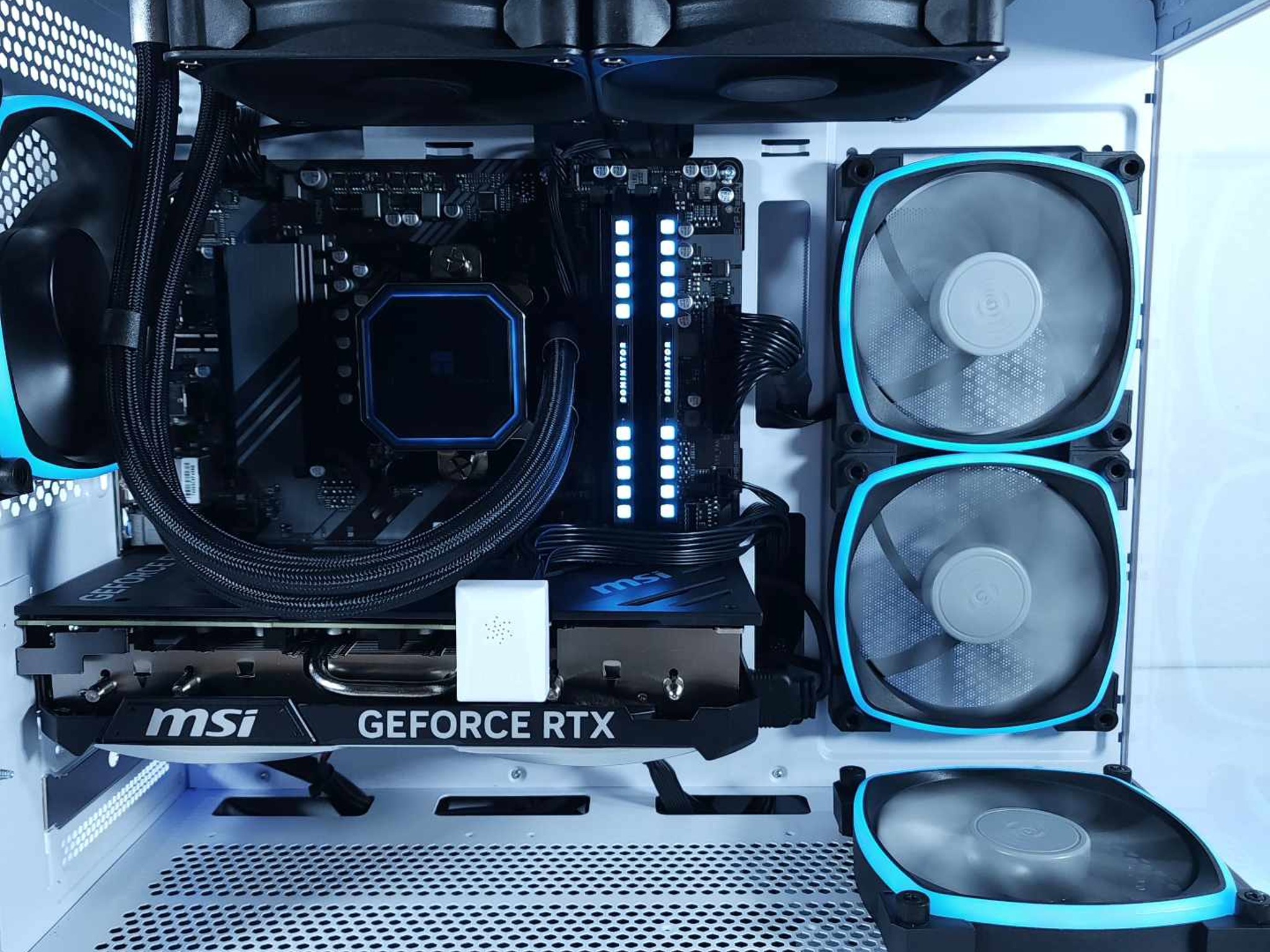 💙💙RTX 4070Ti || Ryzen 7 7700X || 2TB NVMe SSD || 32GB DDR5* || 1440p Gaming PC