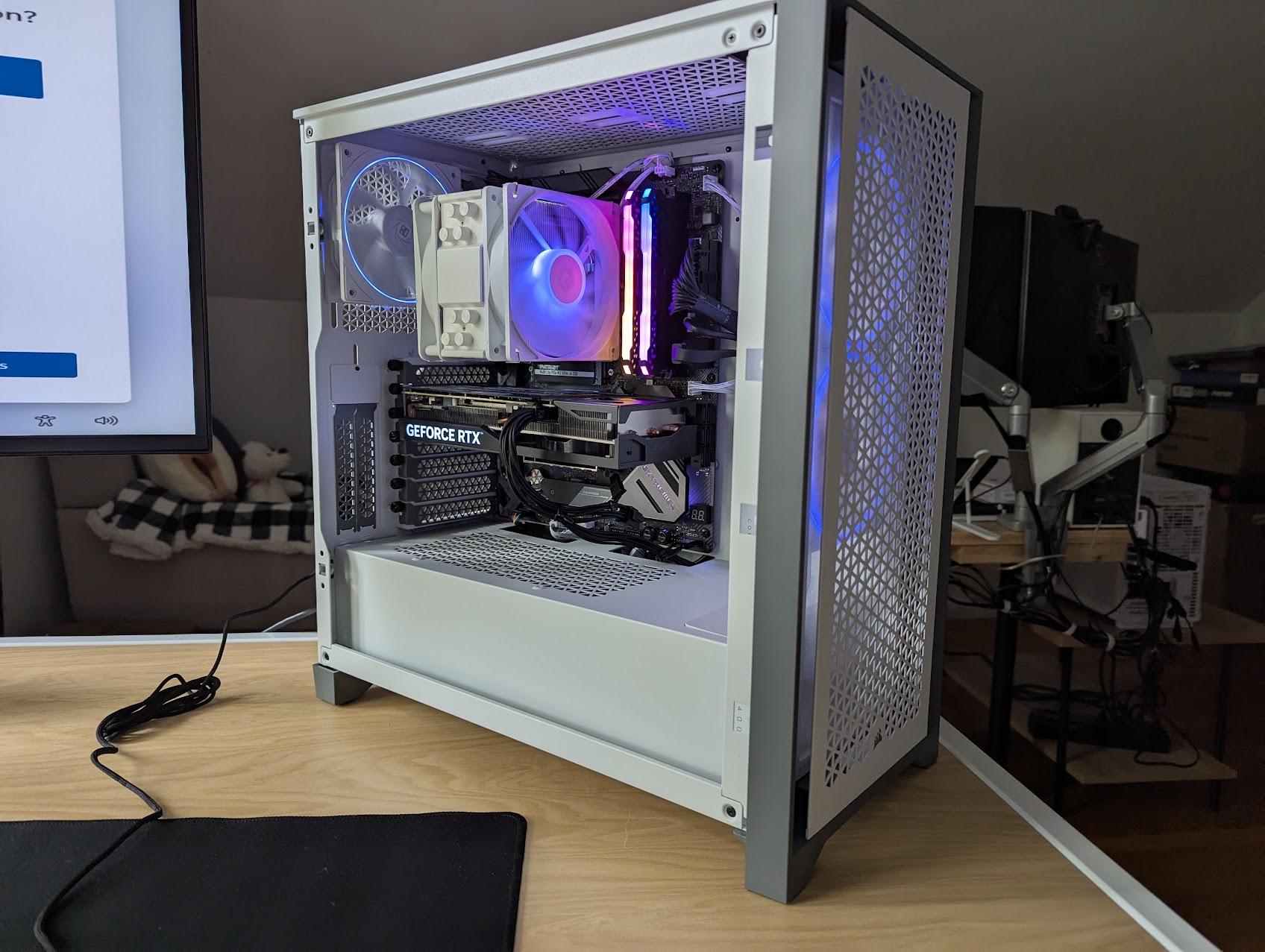 GALAX RTX 4070 1-Click OC 2X Graphics card - 12GB