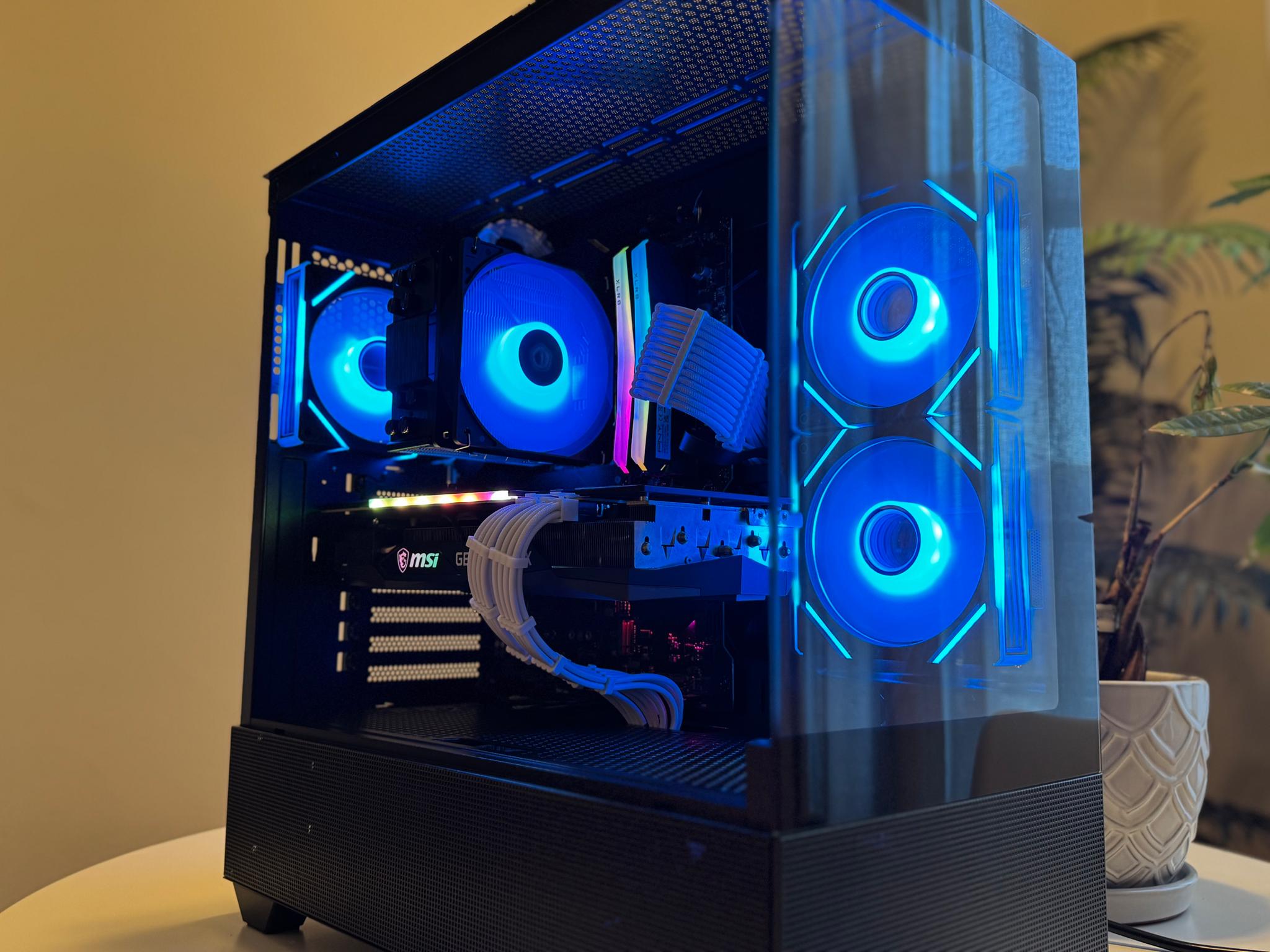 (New) Gaming PC (RTX 3070 + Ryzen 7 5700x)
