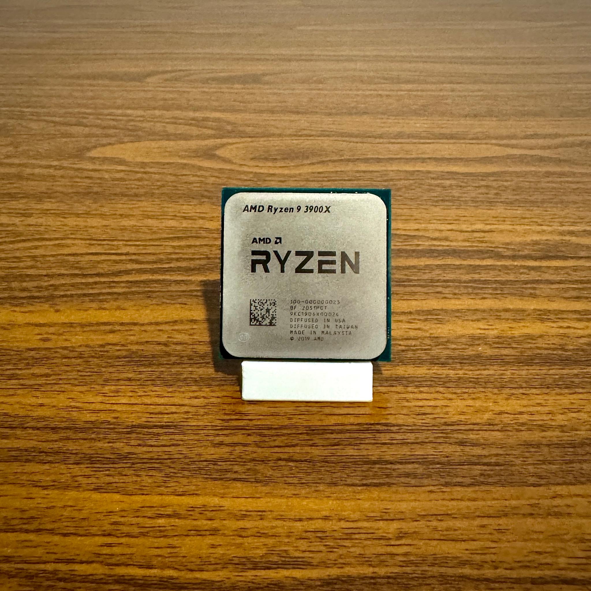 AMD Ryzen 9 3900X 3.8 GHz 12-Core Processor