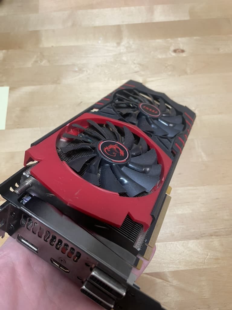 MSi R9 390 Gaming 8GB (READ, NOT WORKING)