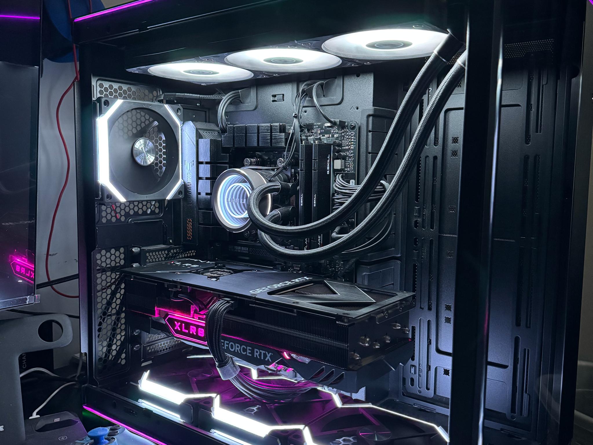 RTX 4080 super Ryzen 7 7800x3D Custom Gaming PC !