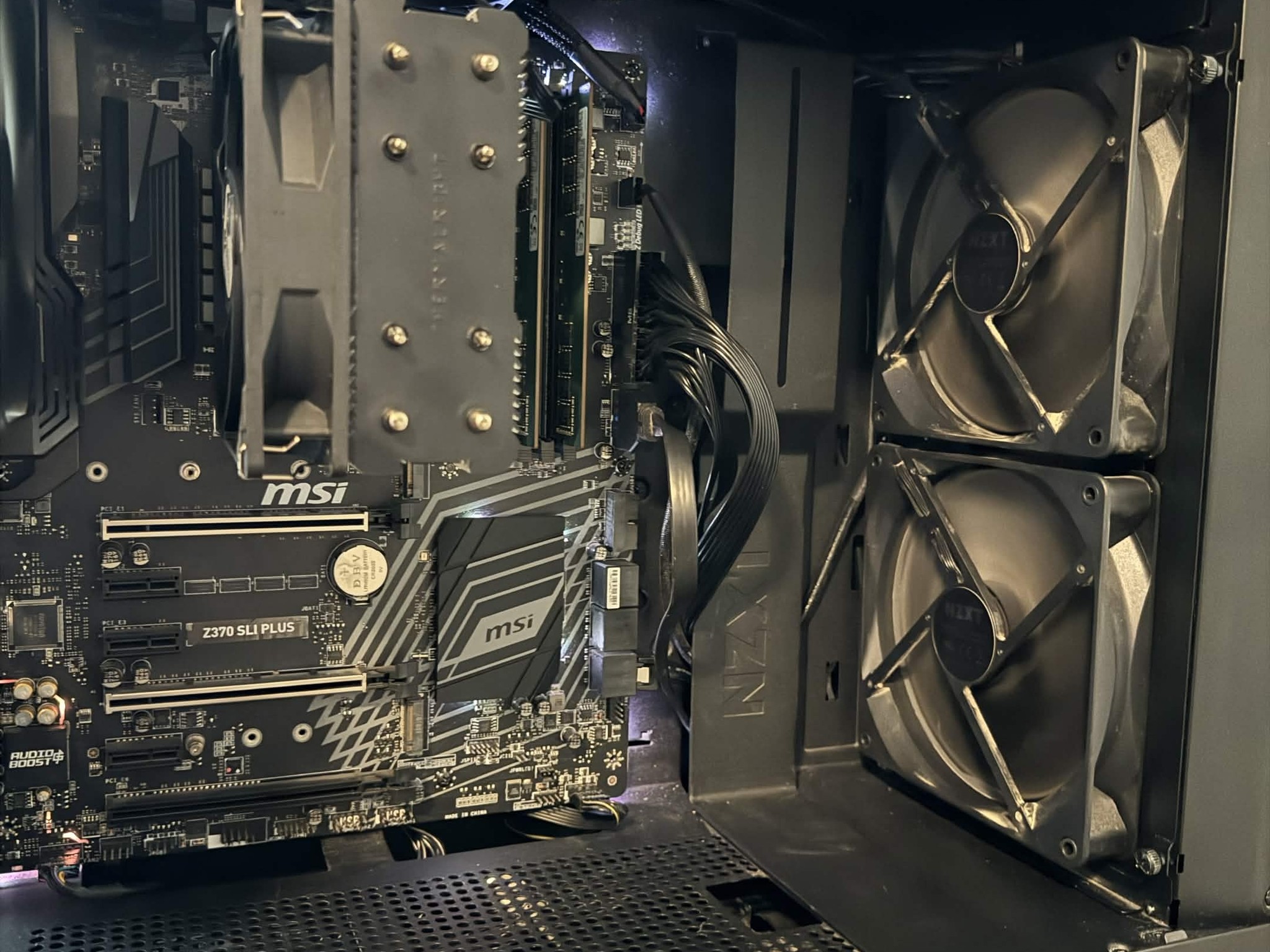 i7 9700k | 16GB DDR4 | 250gb SSD | Integrated Graphics