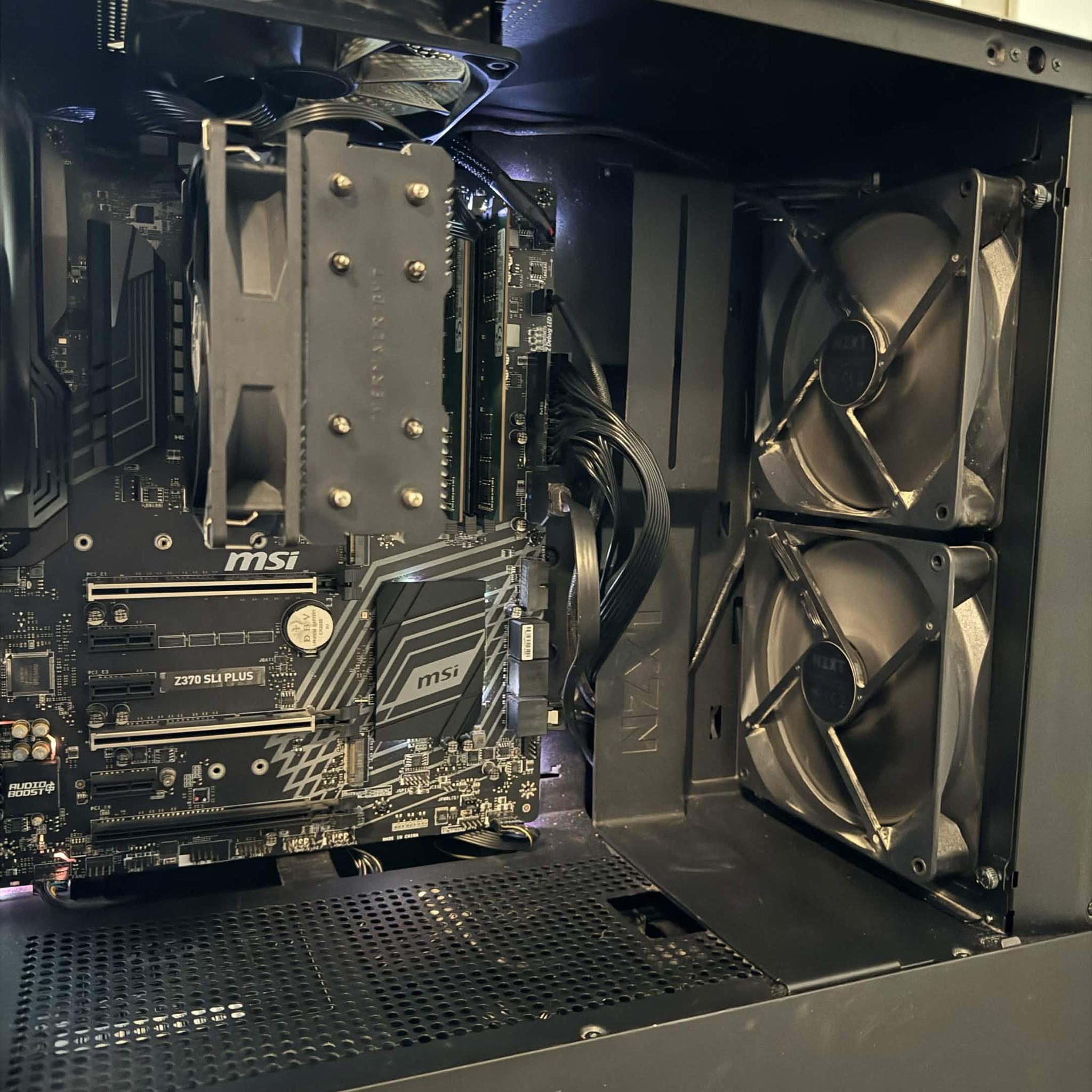 i7 9700k | 16GB DDR4 | 250gb SSD | Integrated Graphics