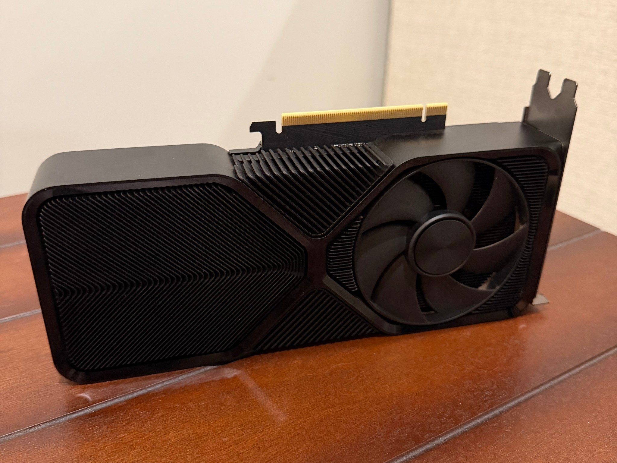 NVIDIA GeForce RTX 4070 SUPER Founders Edition