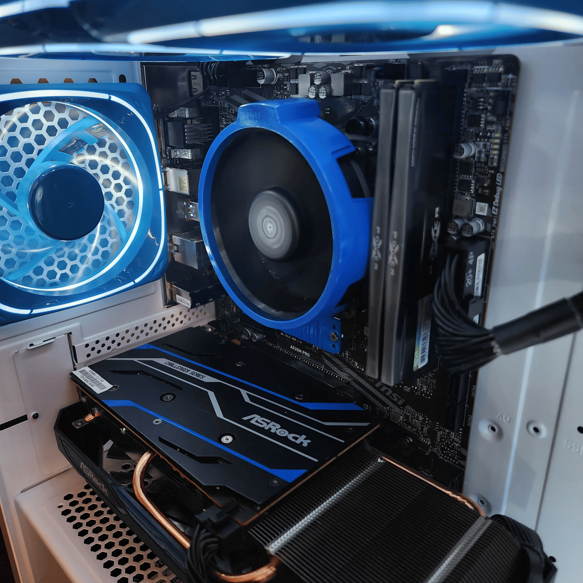 🤍🥶🤍 AMD Ryzen 5 3500X // ASRock Radeon RX 6600 8GB // Silicon Power Zenith 16GB 3200MHz