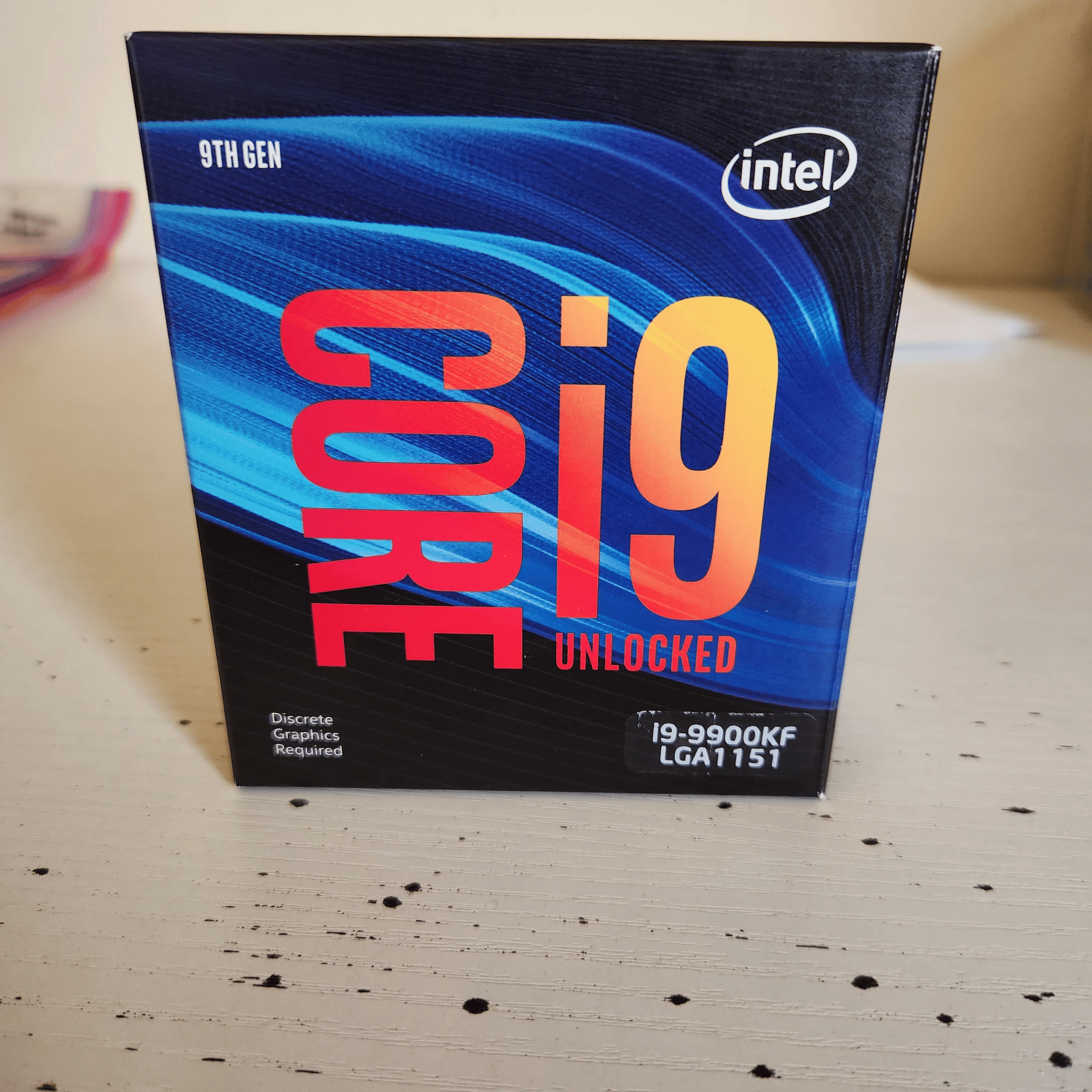 For sale Used intel i9-9900KF in box! 
