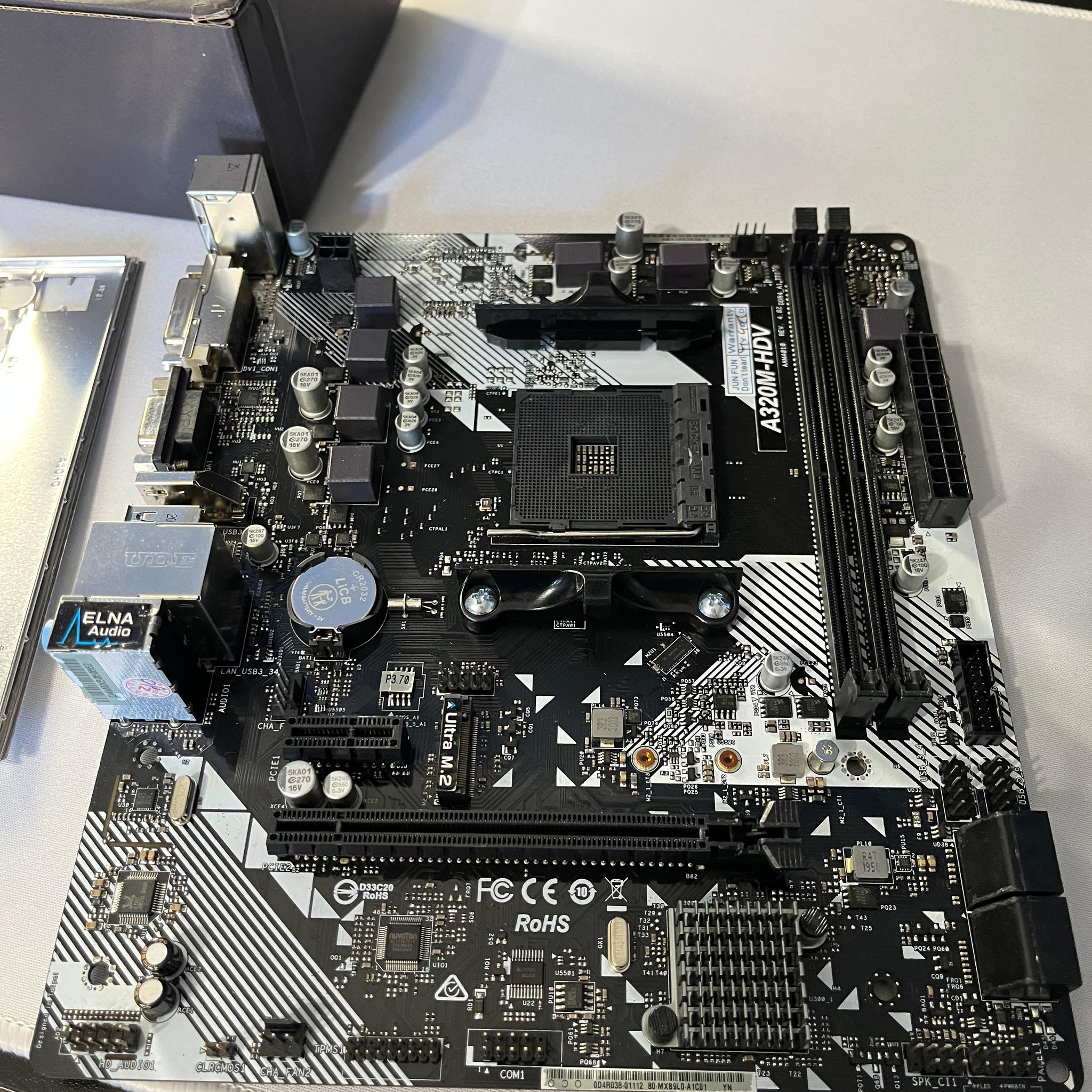 Combo! ASROCK A320M-HDV, CPU Cooler, Sata Cable
