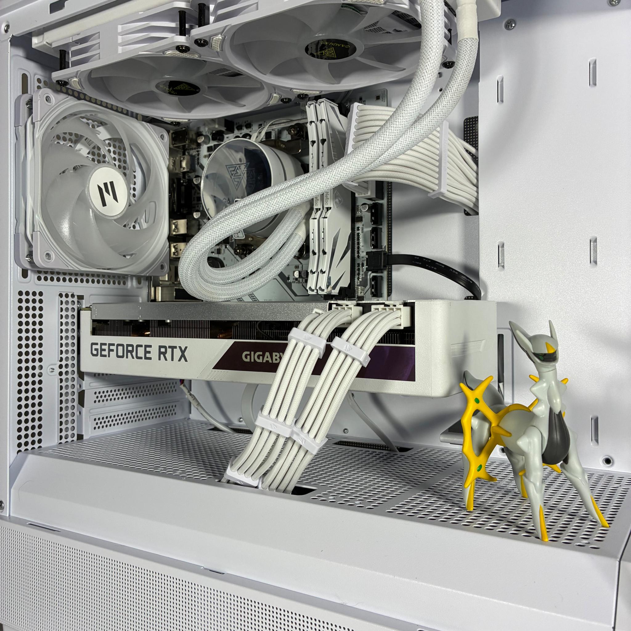 WICKED WHITE PC | RTX 3070 | Ryzen 7 3700X | 32 GB RAM | 1.5 TB Storage