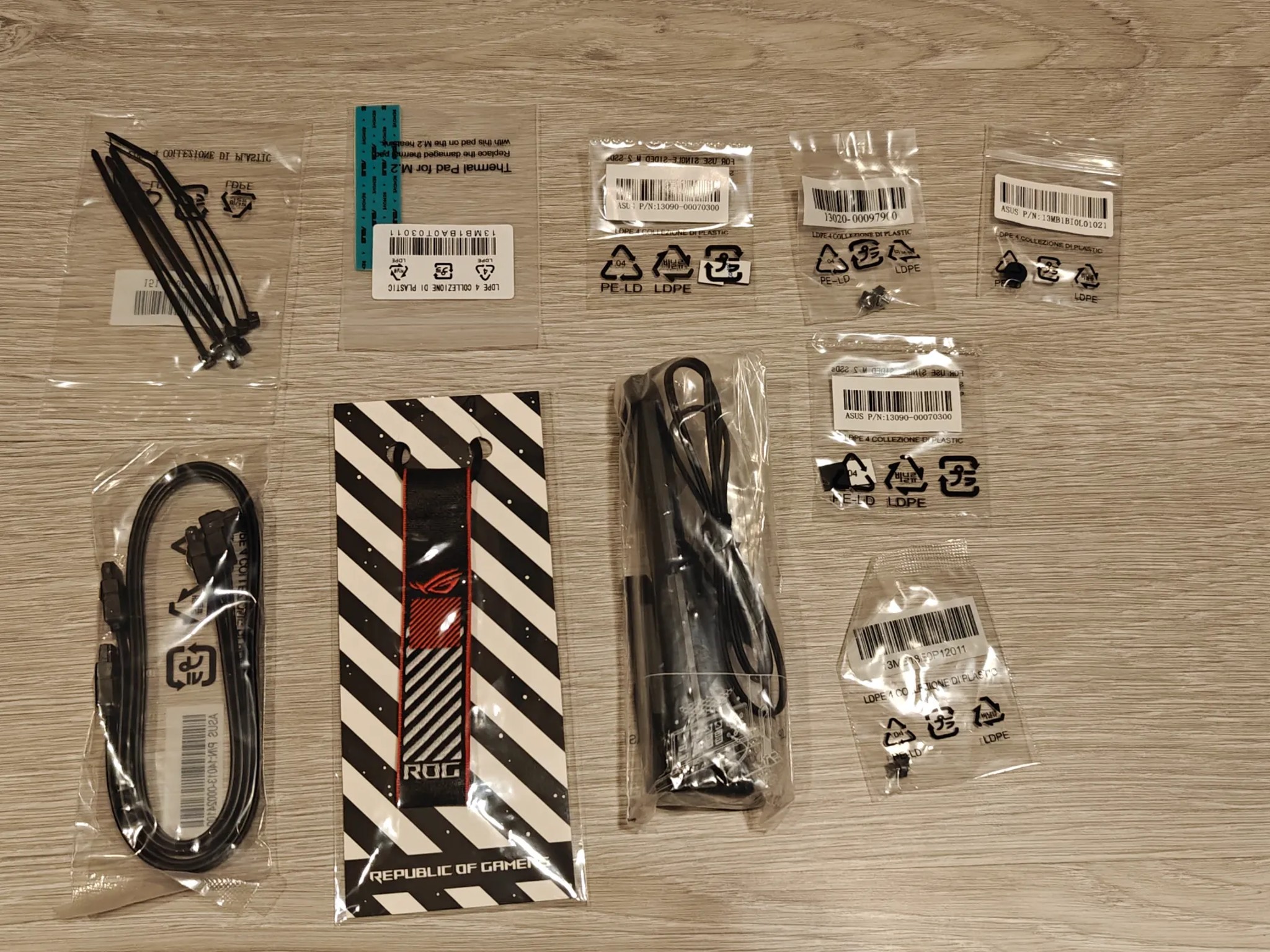 ASUS ROG Strix Z790-E Gaming WiFi II LGA 1700(Intel 14th, Intel 13th & 12th Gen)DDR5 ATX gaming