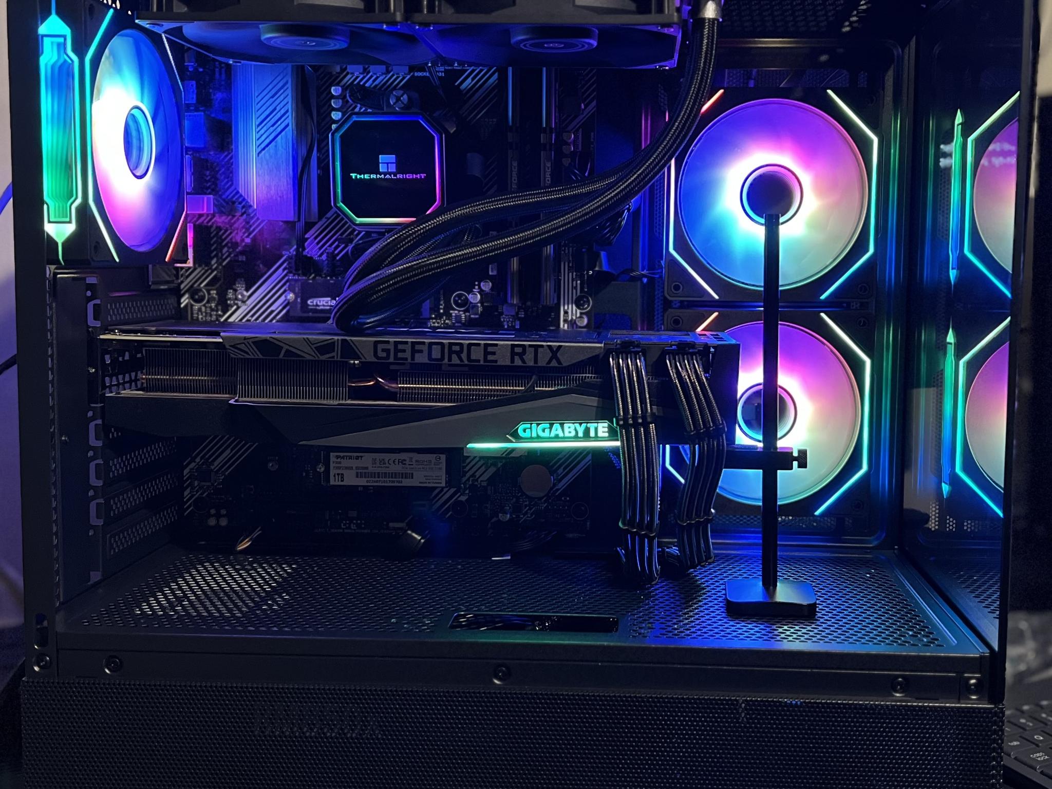*Behemoth* Ryzen 7 5800X/RTX 3080 12 GB/1.5 TB NVME SSD/ARGB lights