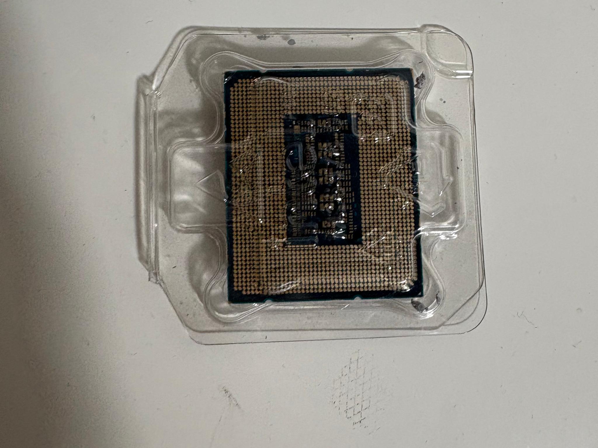 Intel Core i7-13700 - Image 5
