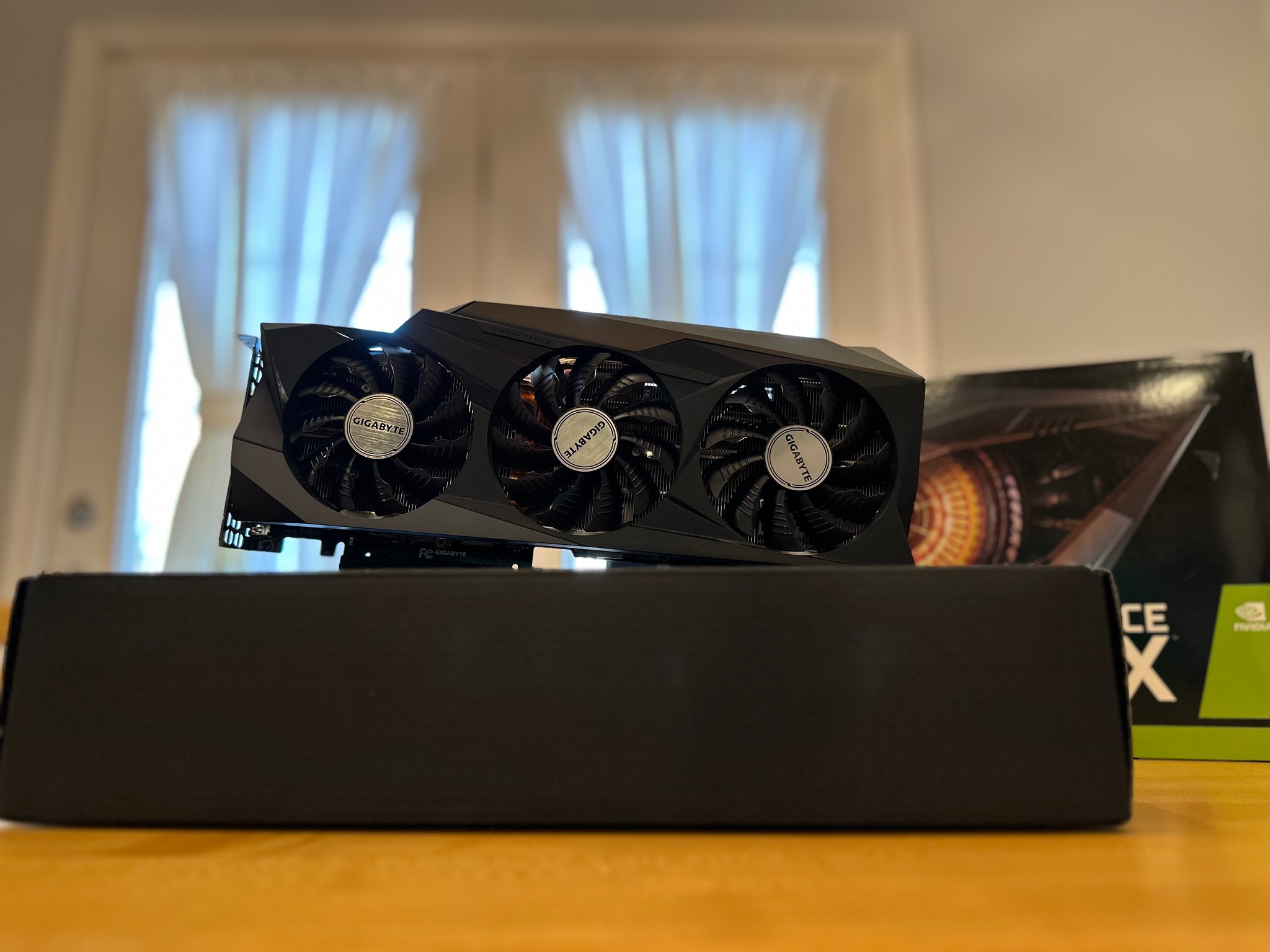 RTX 3090 Gigabyte Gaming OC 24gb with Box