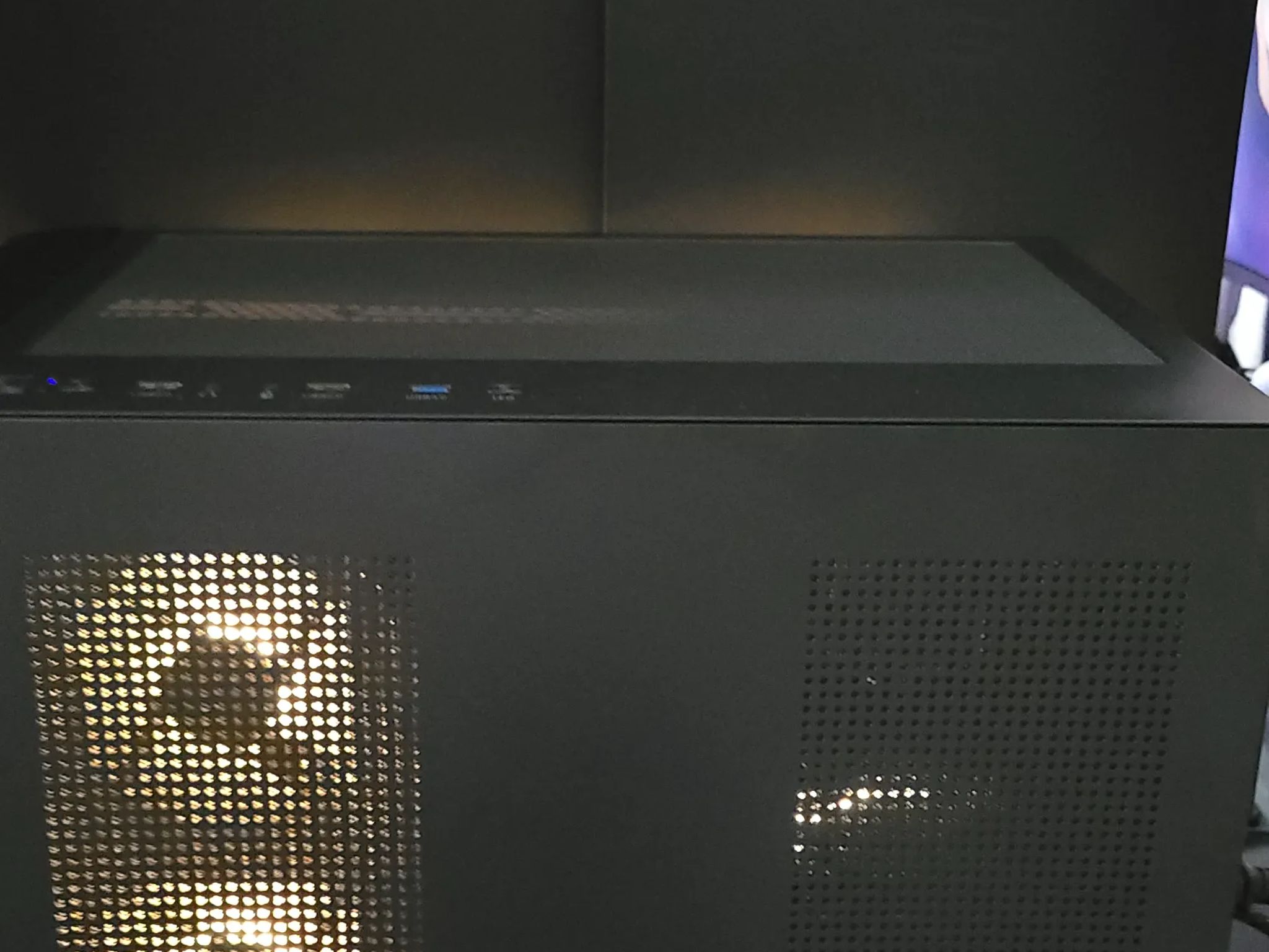 🚀 Ryzen 7 7800X3D | RTX 5070 Ti | 64GB DDR5 | 1TB M.2 SSD + 4TB PCIe 4.0 m.2 – Power Unleashed! 🔥