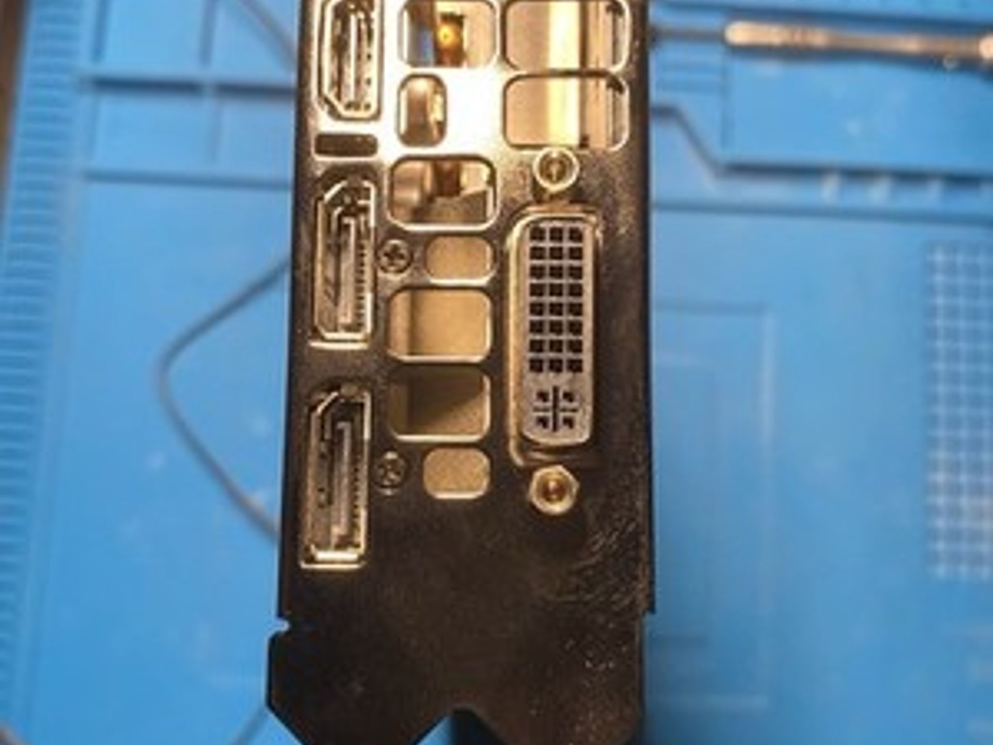 Nvidia EVGA 04G-P4-3975-KR GTX 970 4GB RAM Gaming Graphic Card